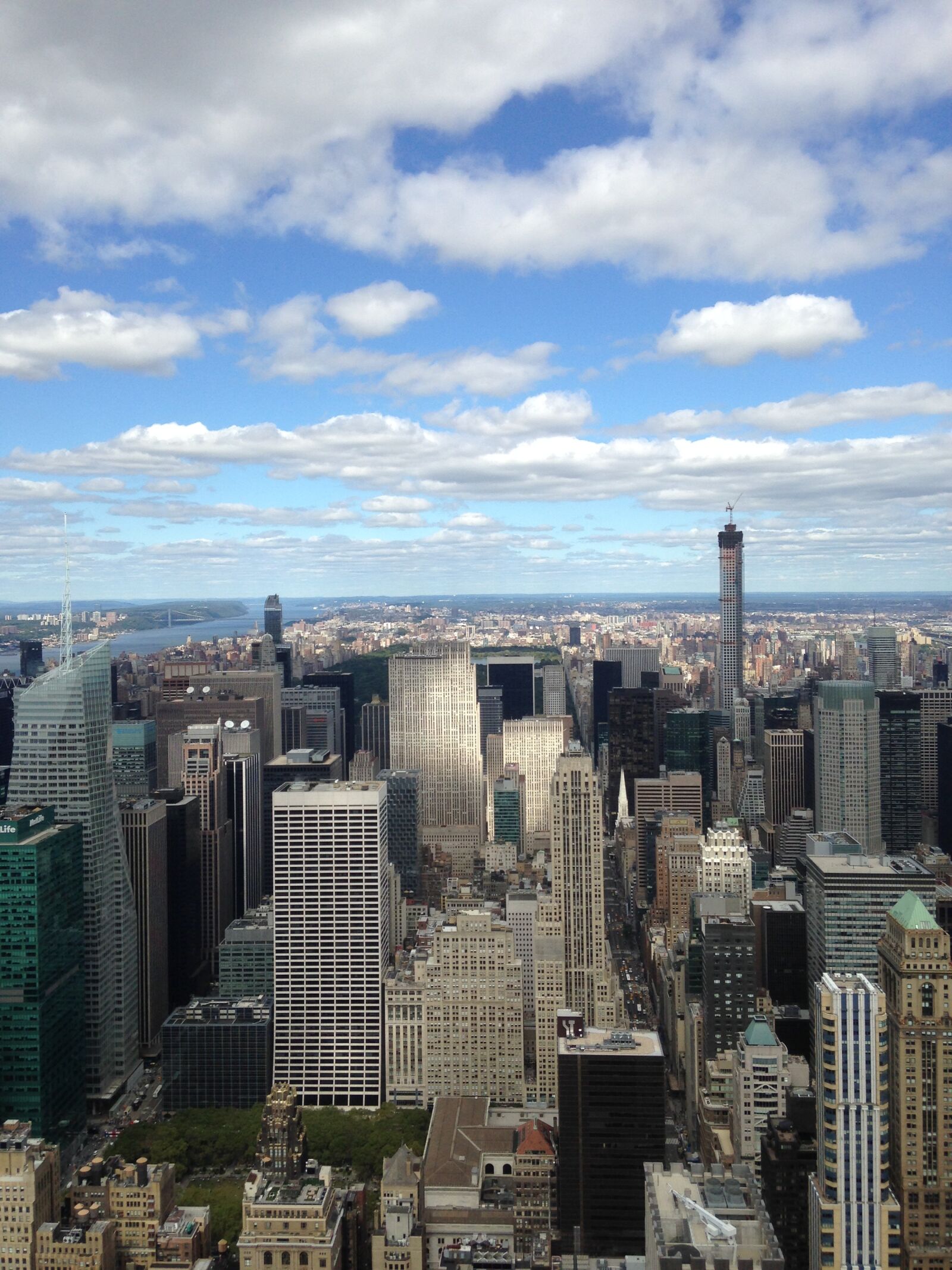 iPhone 5 back camera 4.12mm f/2.4 sample photo. New york, city, manhattan photography