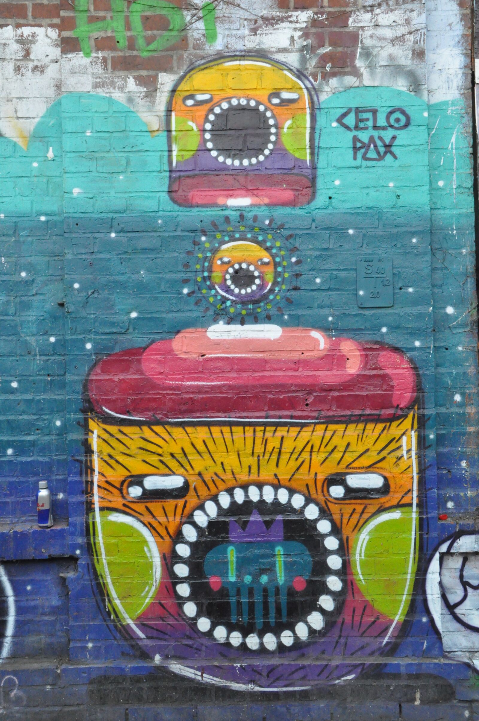 Nikon D5000 sample photo. Street art, graffiti, wall photography