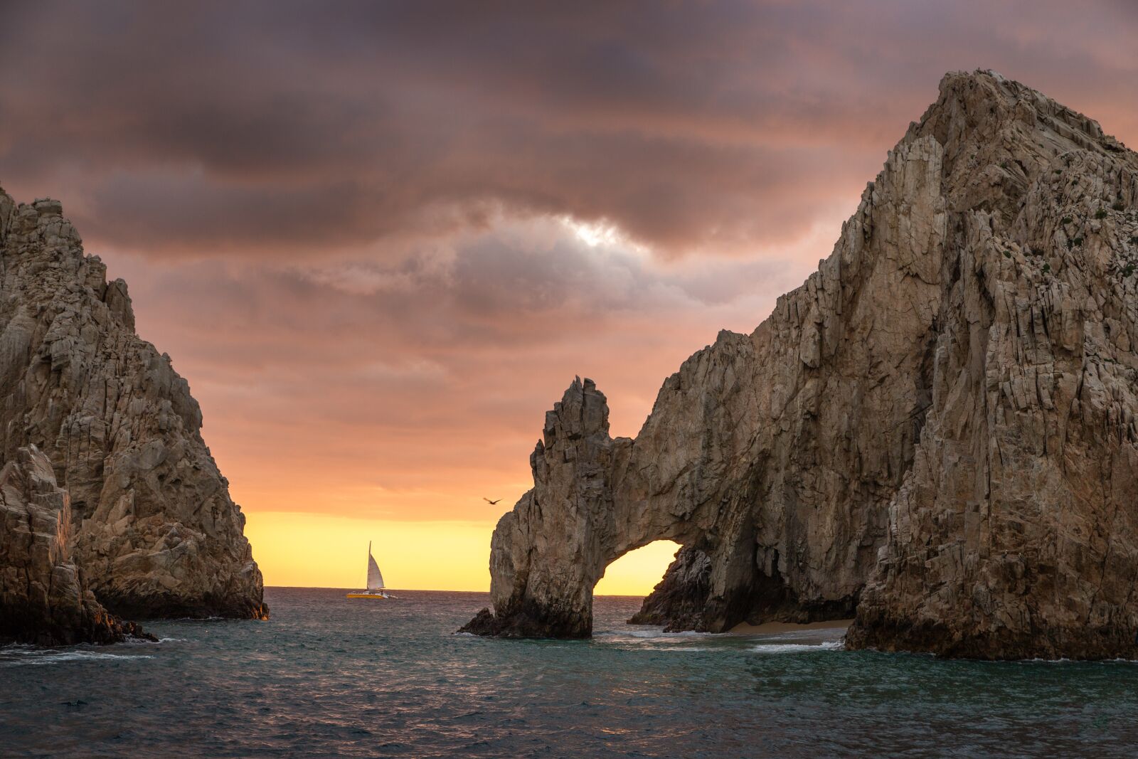 Canon EOS 6D Mark II sample photo. Arch, sea, ocean photography