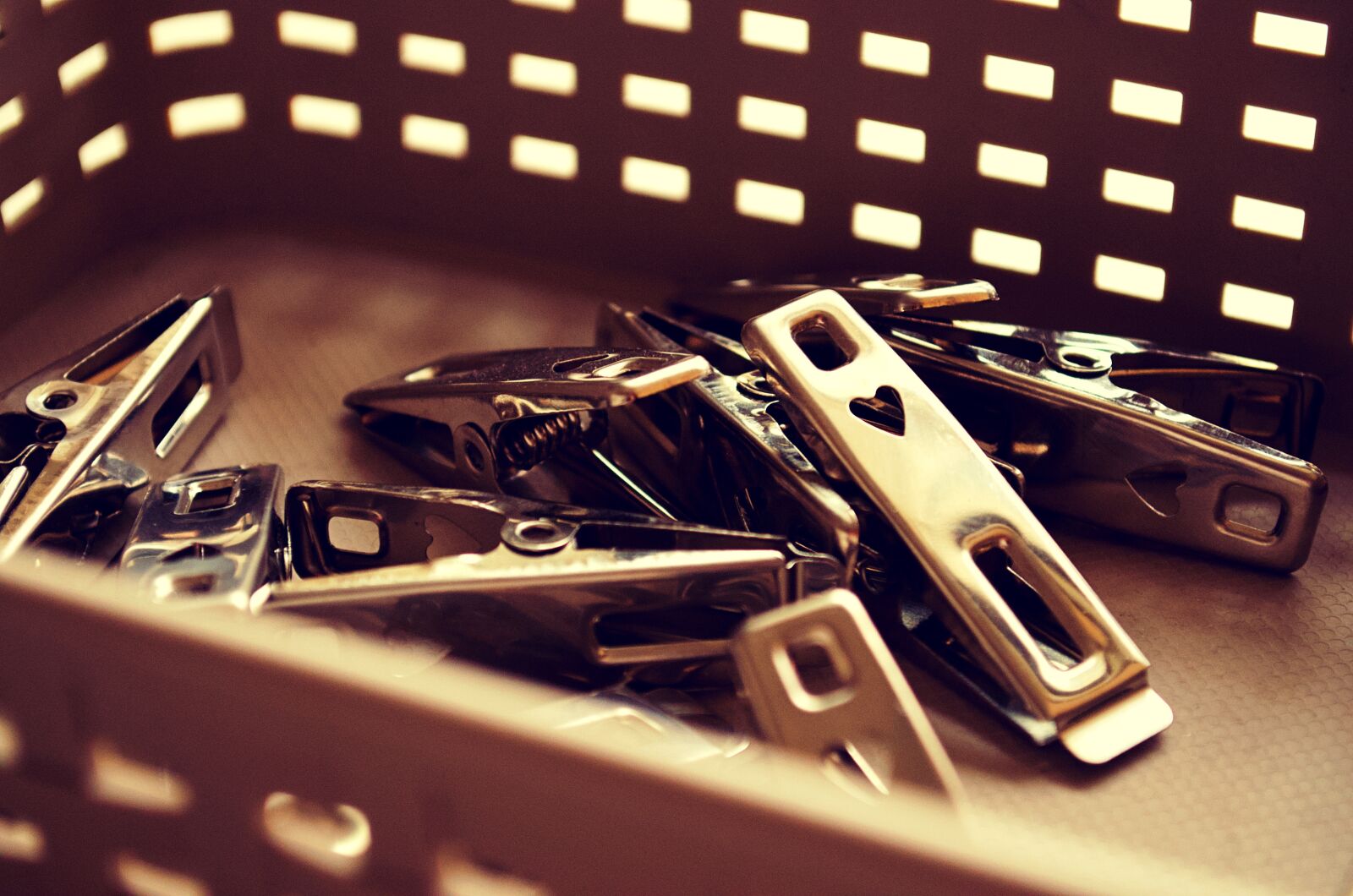 Nikon D5100 sample photo. Clothespins for linen, heart photography