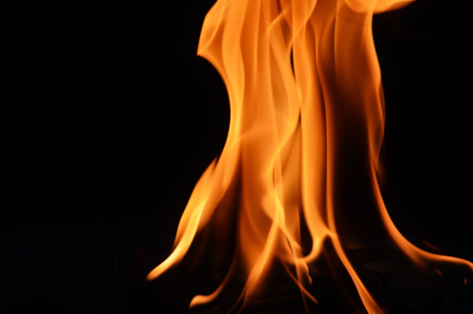 Nikon D3200 sample photo. Fire, flame, pillar of photography
