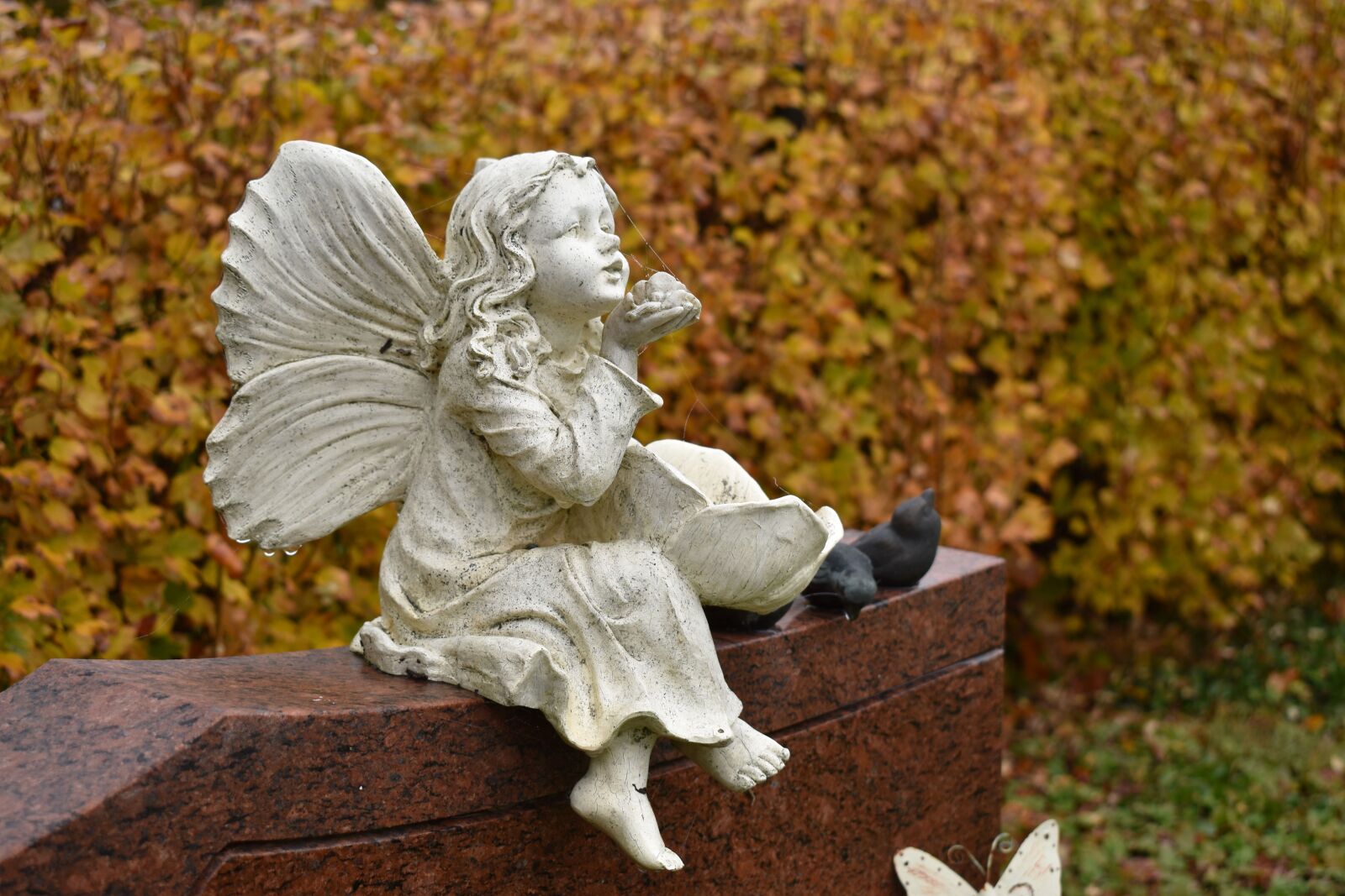 Nikon D5600 sample photo. Headstone, cemetery, angel photography