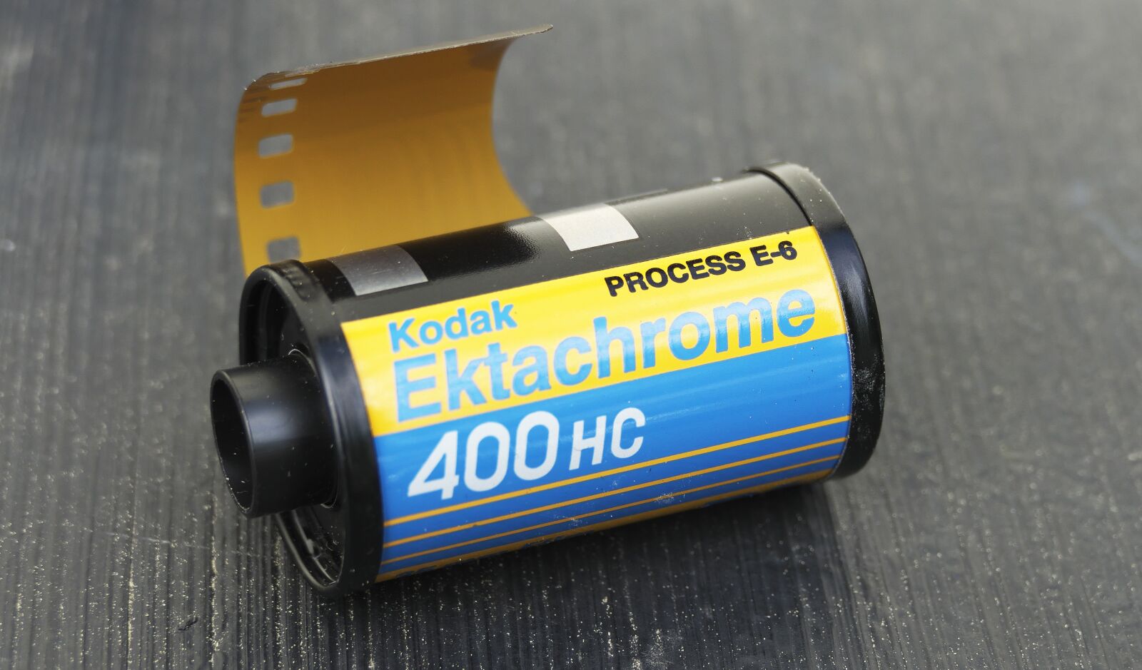 Panasonic Lumix DMC-FZ1000 sample photo. Film roll, kleinbild film photography