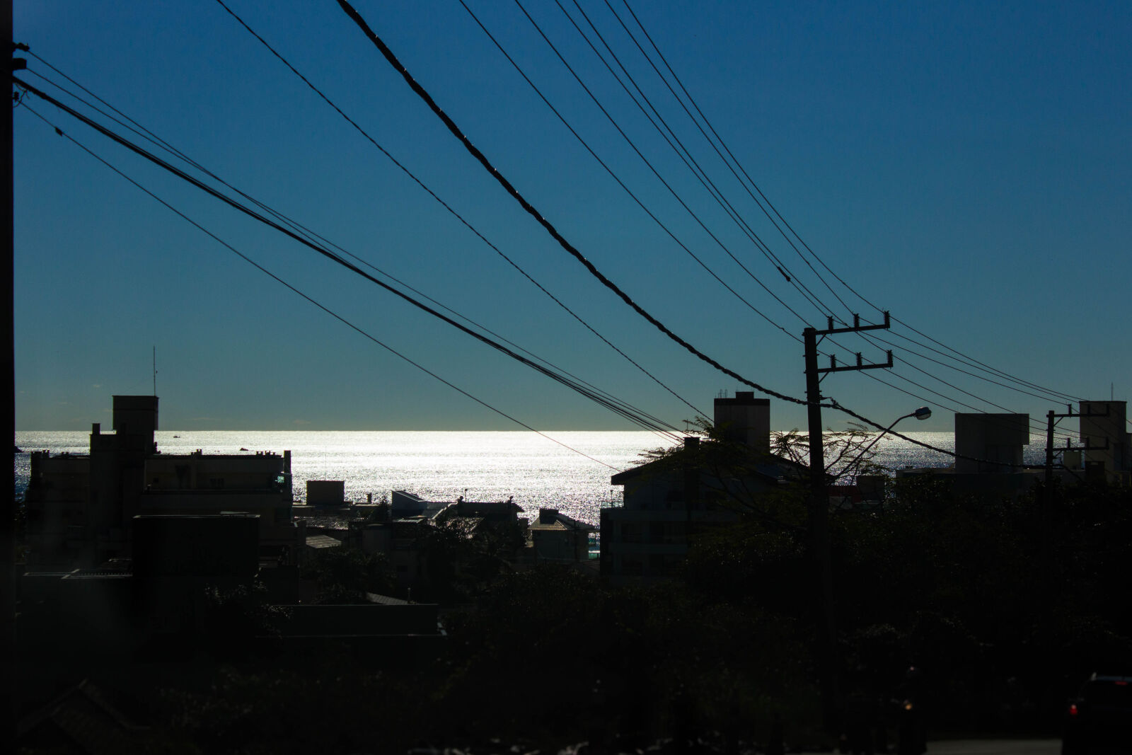 Canon EOS 1200D (EOS Rebel T5 / EOS Kiss X70 / EOS Hi) sample photo. Blue, water, shadow photography