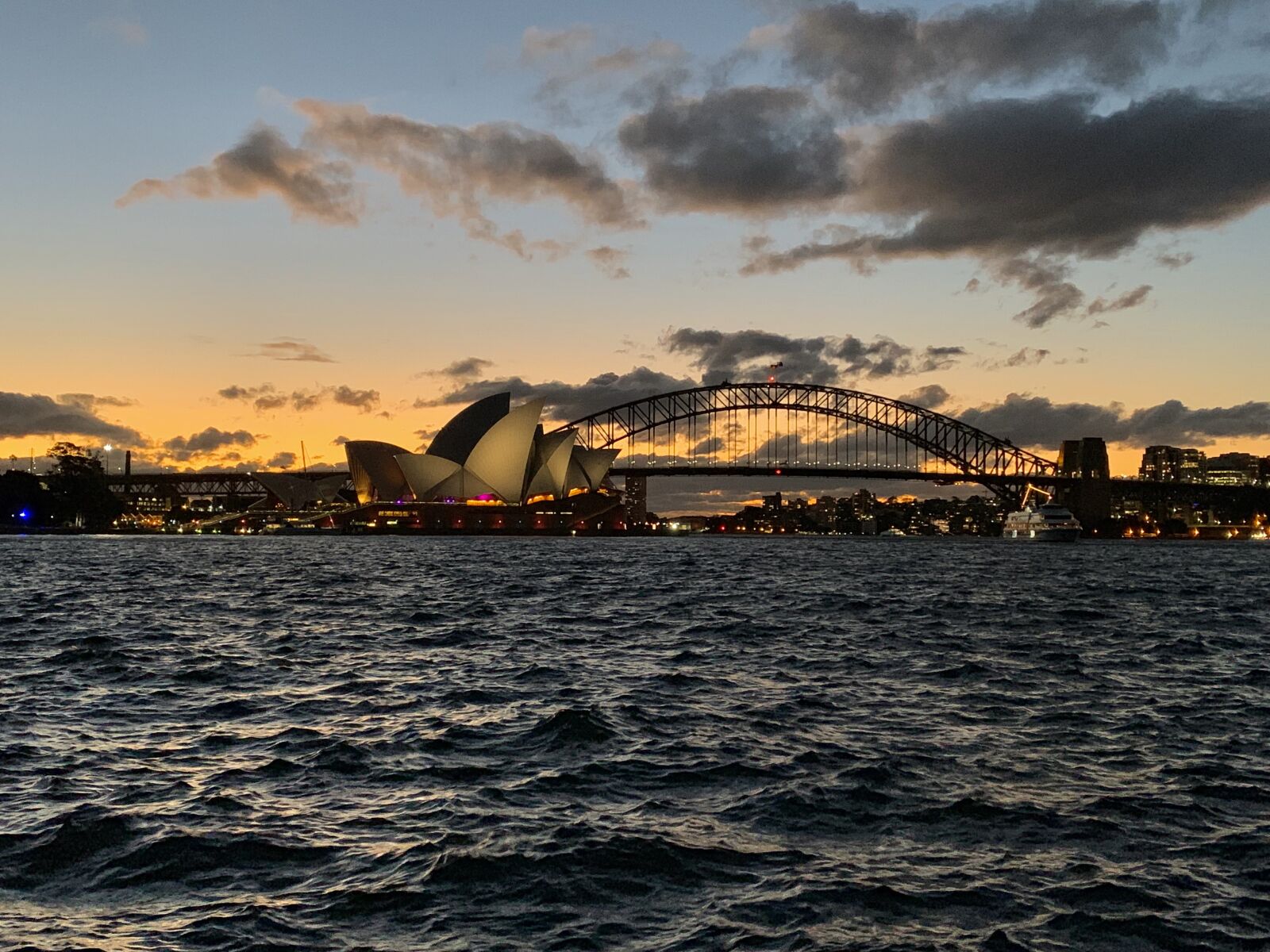 Apple iPhone XR sample photo. Sydney, opera house, opera photography