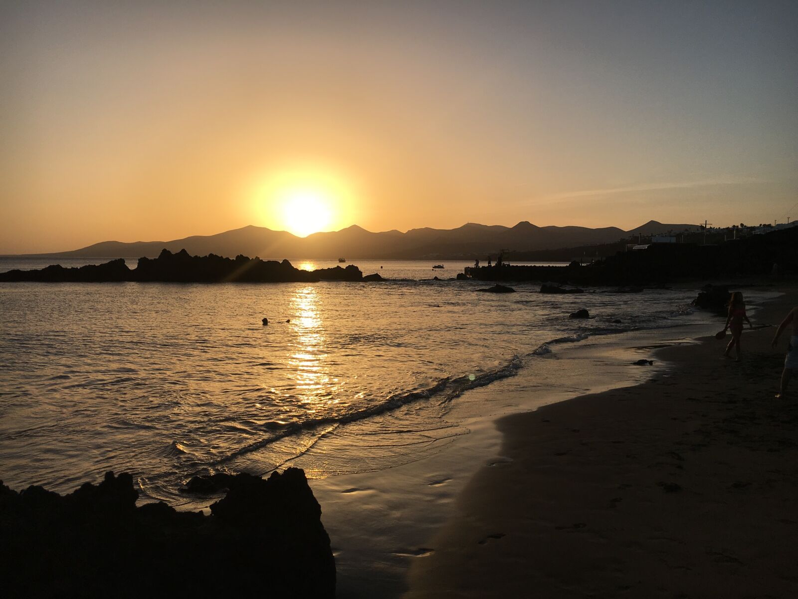 Apple iPhone 6s sample photo. Sunset, lanzarote, beach photography