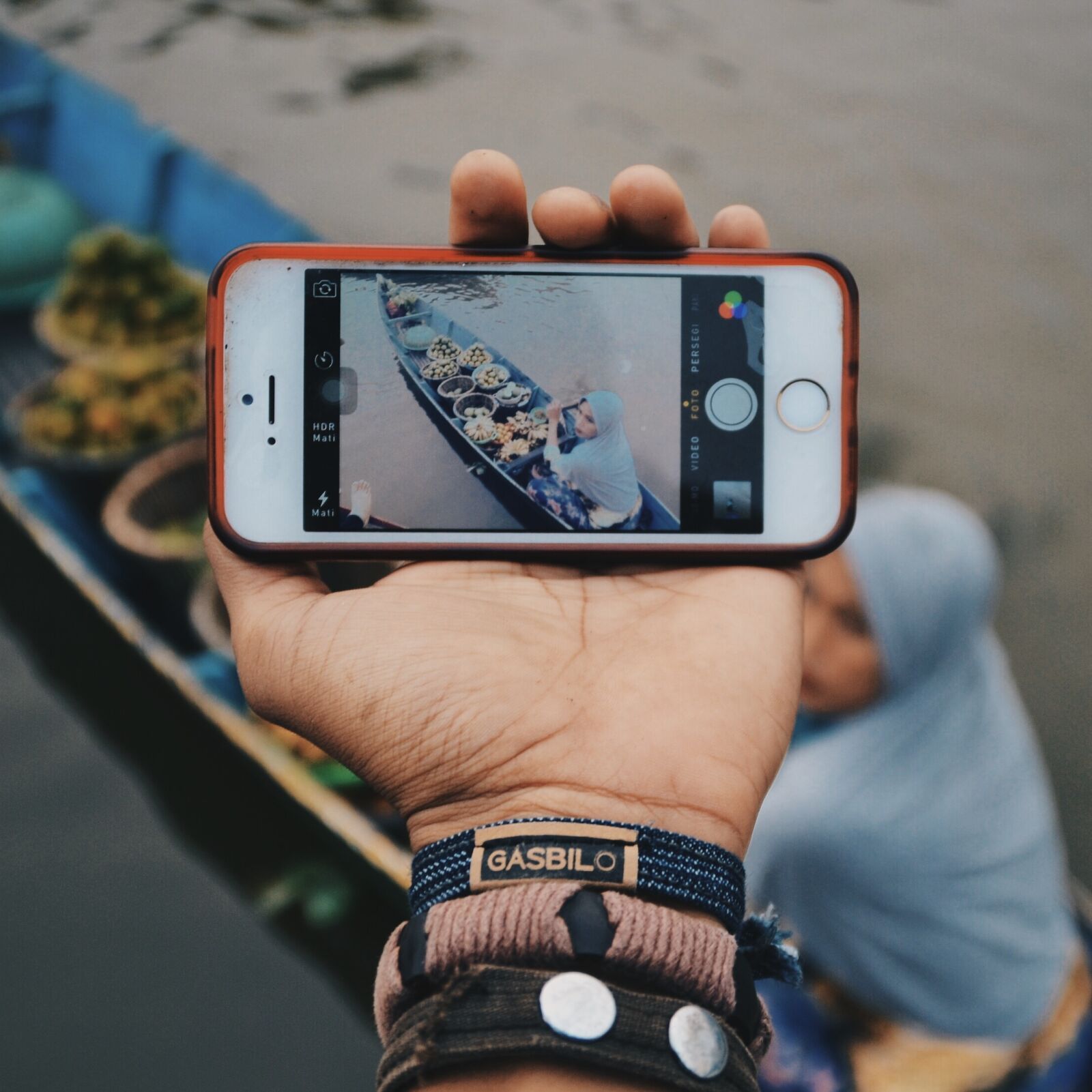 Nikon D3100 sample photo. Hand, women, gramming photography