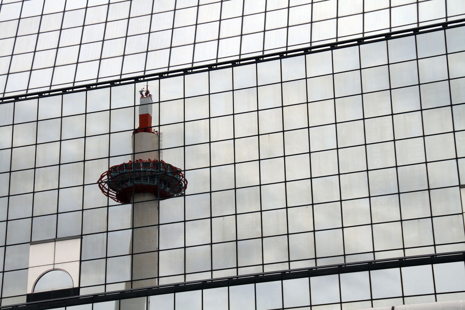 Canon EOS 7D sample photo. Reflection, tower, kyoto photography
