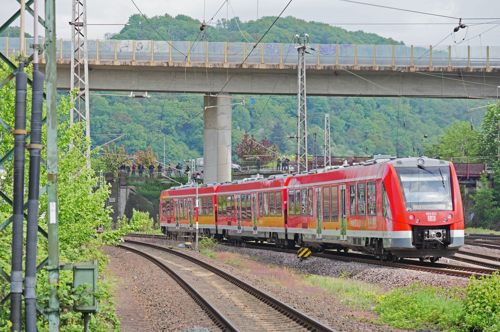 Panasonic Lumix DMC-GX8 sample photo. Regional train, rail- cars photography