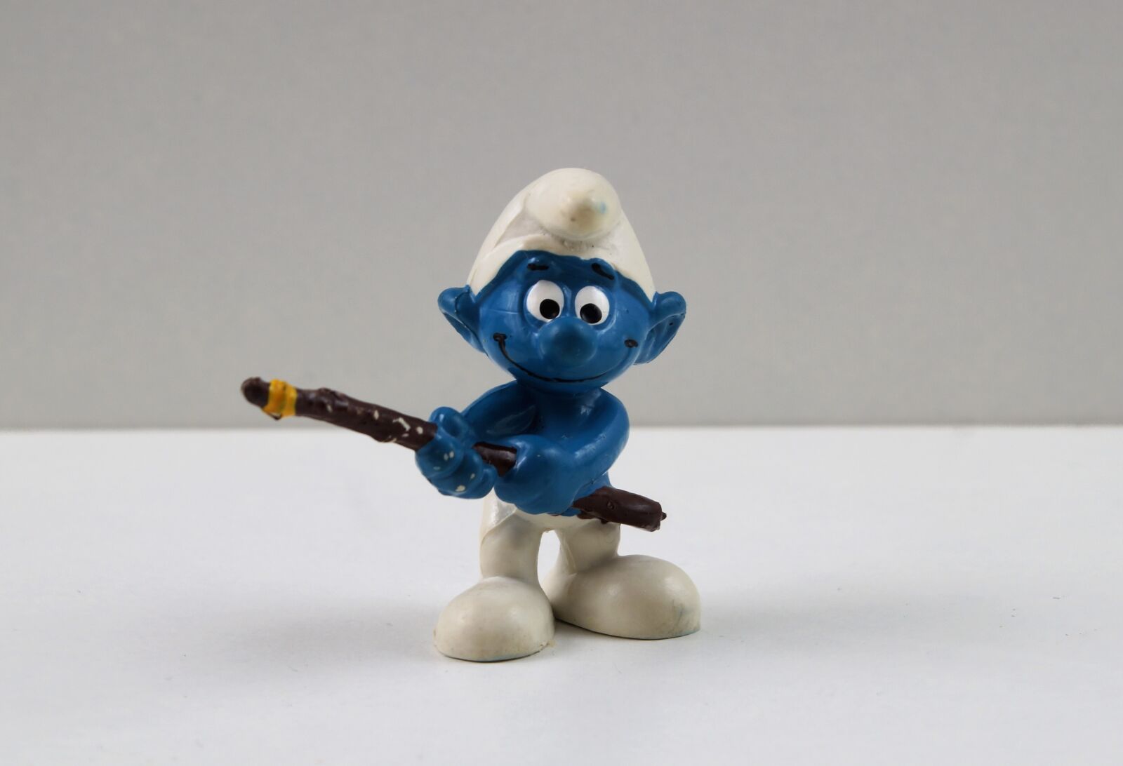 Sony DT 18-70mm F3.5-5.6 sample photo. Smurf, smurfs, angel smurf photography