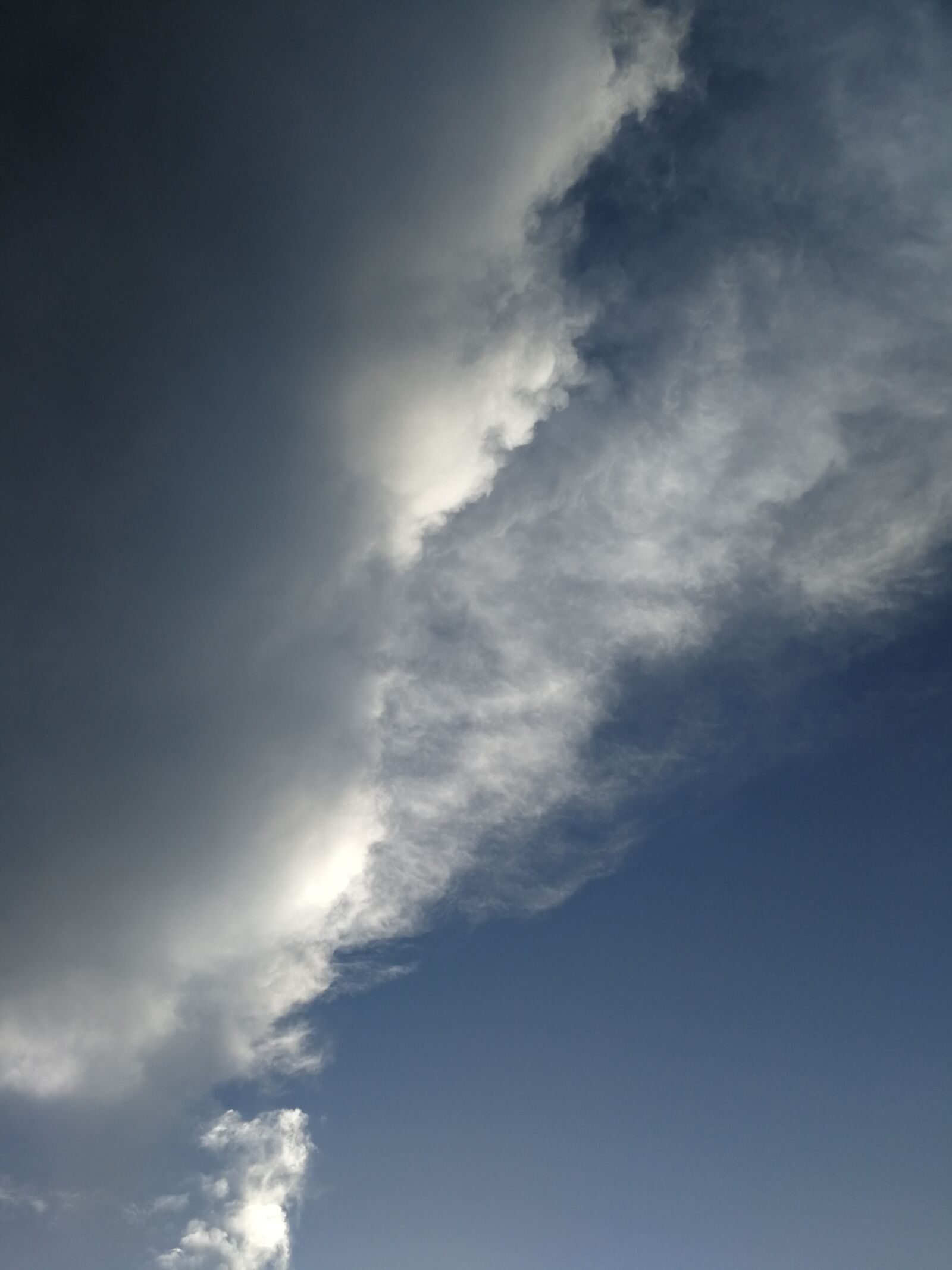 HUAWEI P10 sample photo. White, cloud, blue photography