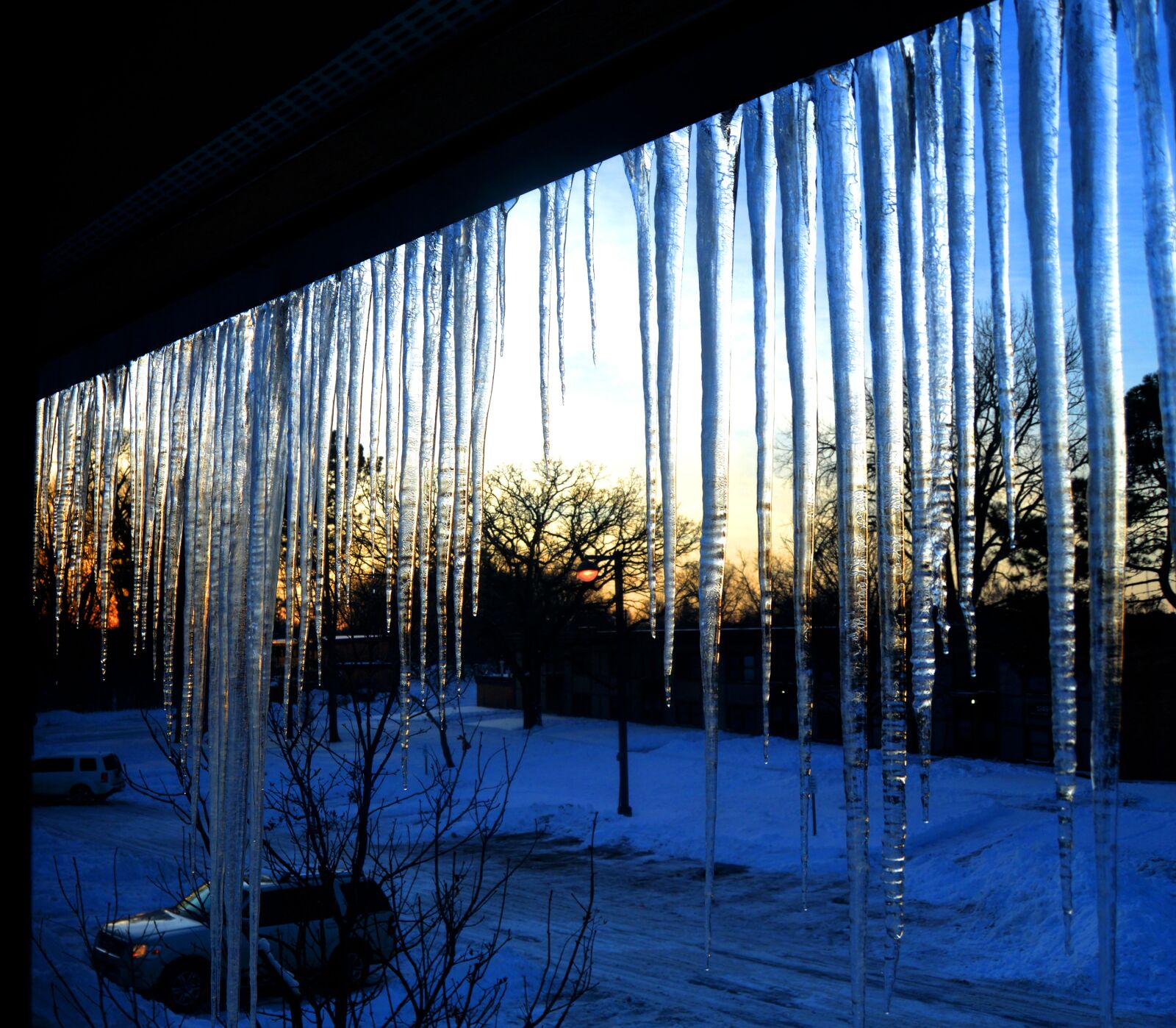 Nikon D3200 sample photo. Icicle, minnesota, winter photography