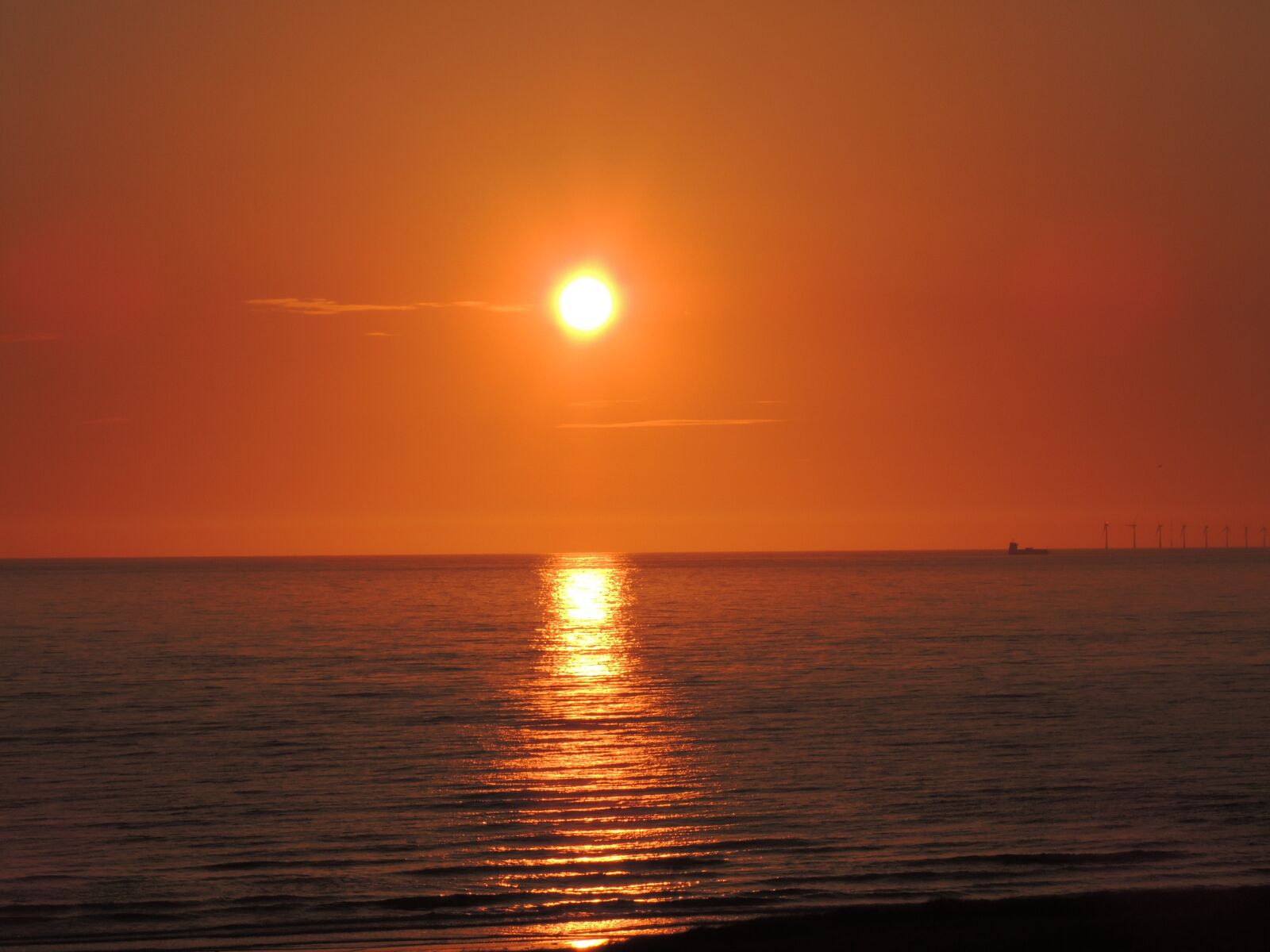 Nikon Coolpix P510 sample photo. Sunset, sea, beach photography