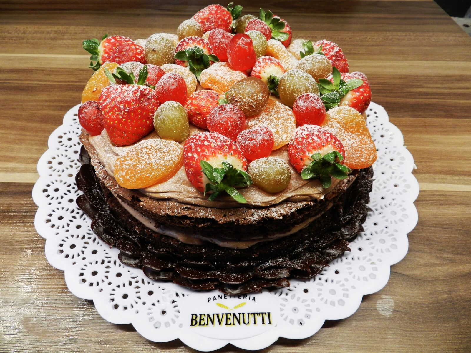 Nikon Coolpix P500 sample photo. Cake, sweet, tasty photography