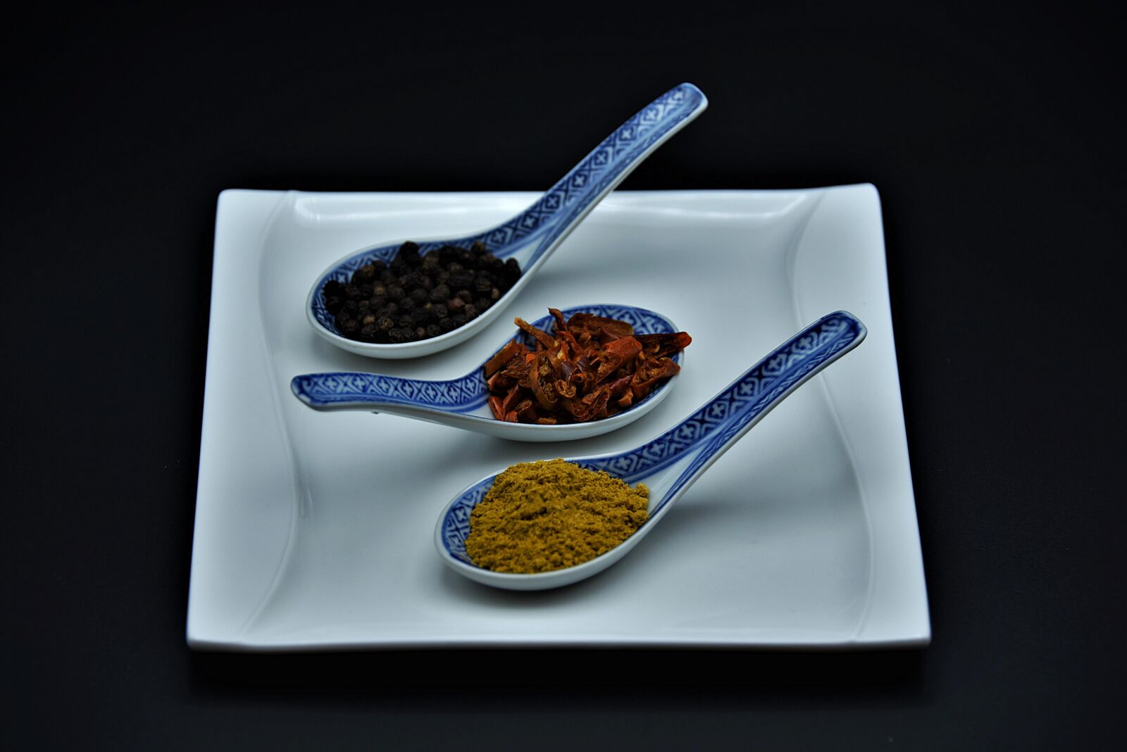 Nikon D750 sample photo. Spices, spoon, plate photography