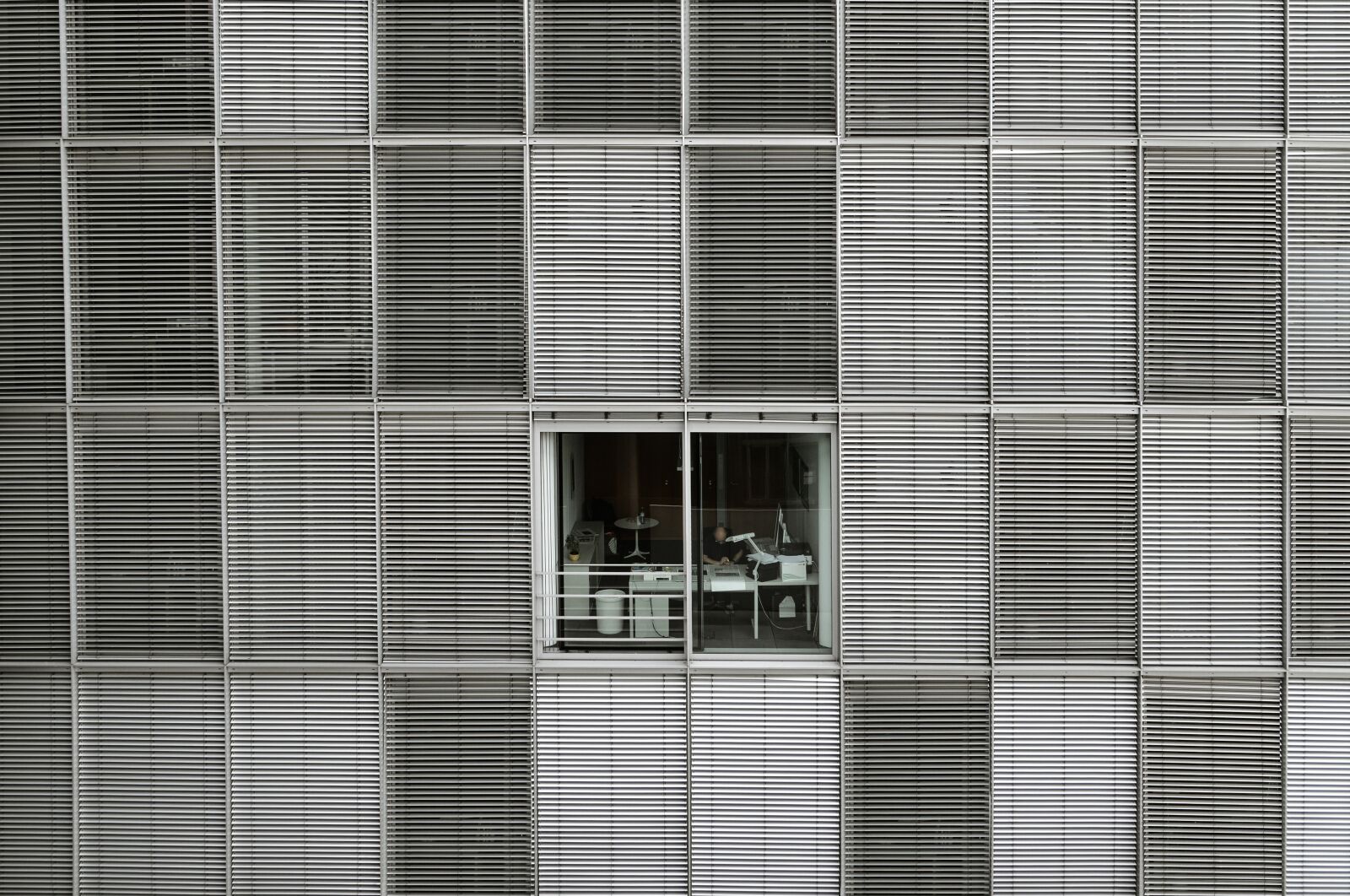 Nikon D610 sample photo. Office, building, window photography