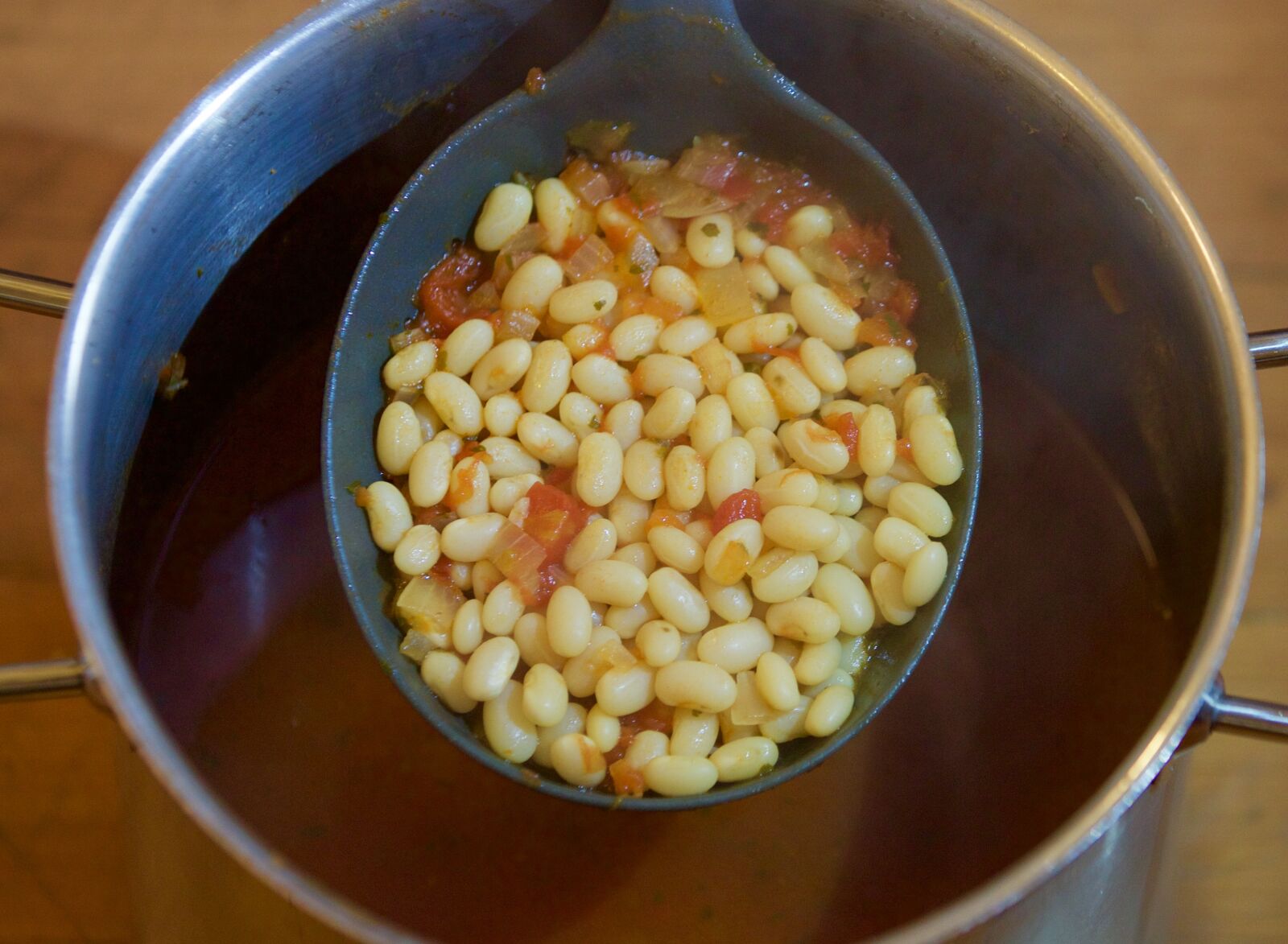 Canon EOS 5D Mark III sample photo. White kidney bean, tjena-kitchen photography