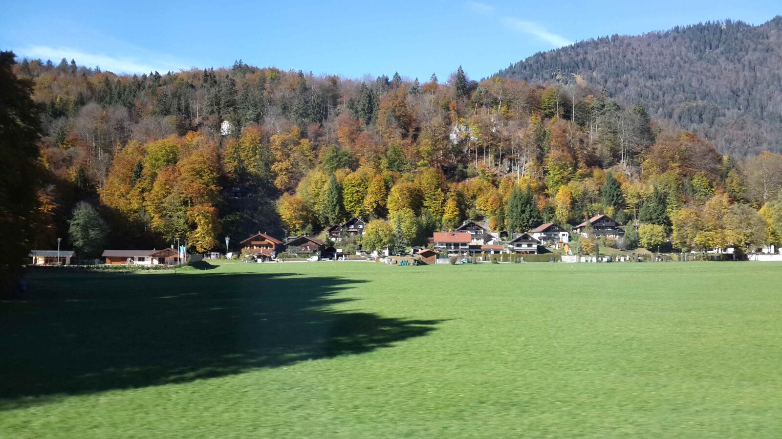 Samsung Galaxy S4 sample photo. Europe, mountains, tree photography