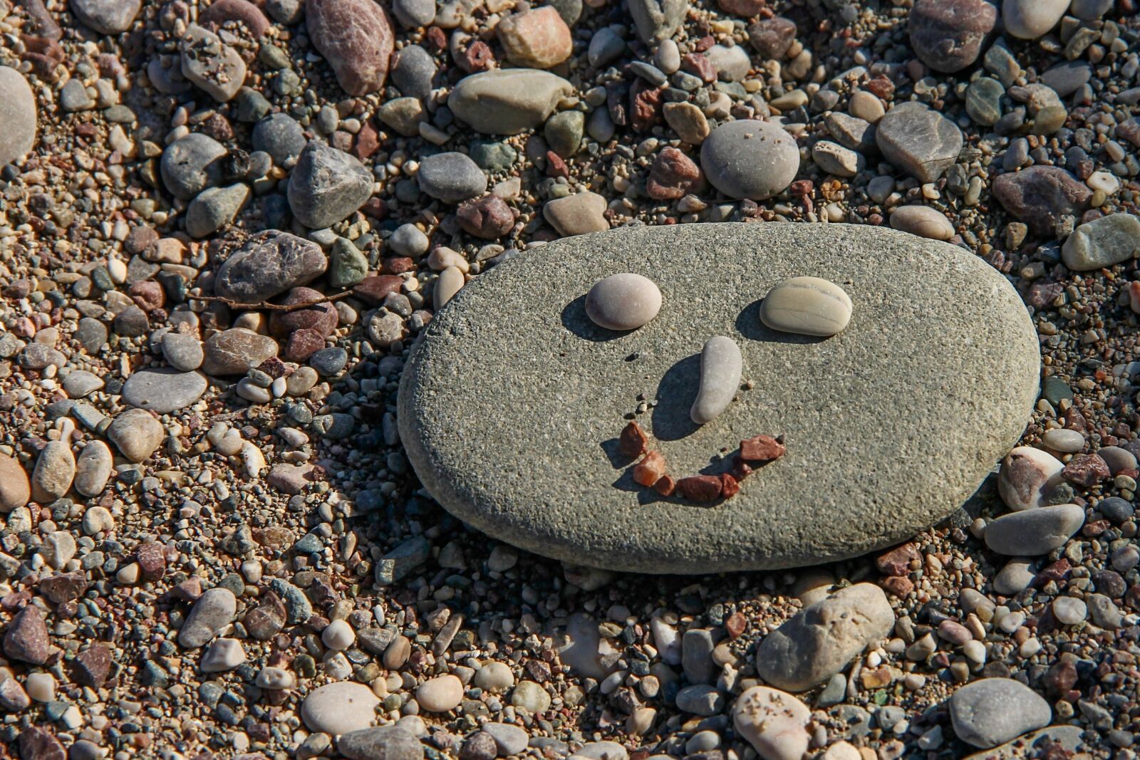 Canon EOS 1100D (EOS Rebel T3 / EOS Kiss X50) sample photo. Face, stone face, stones photography