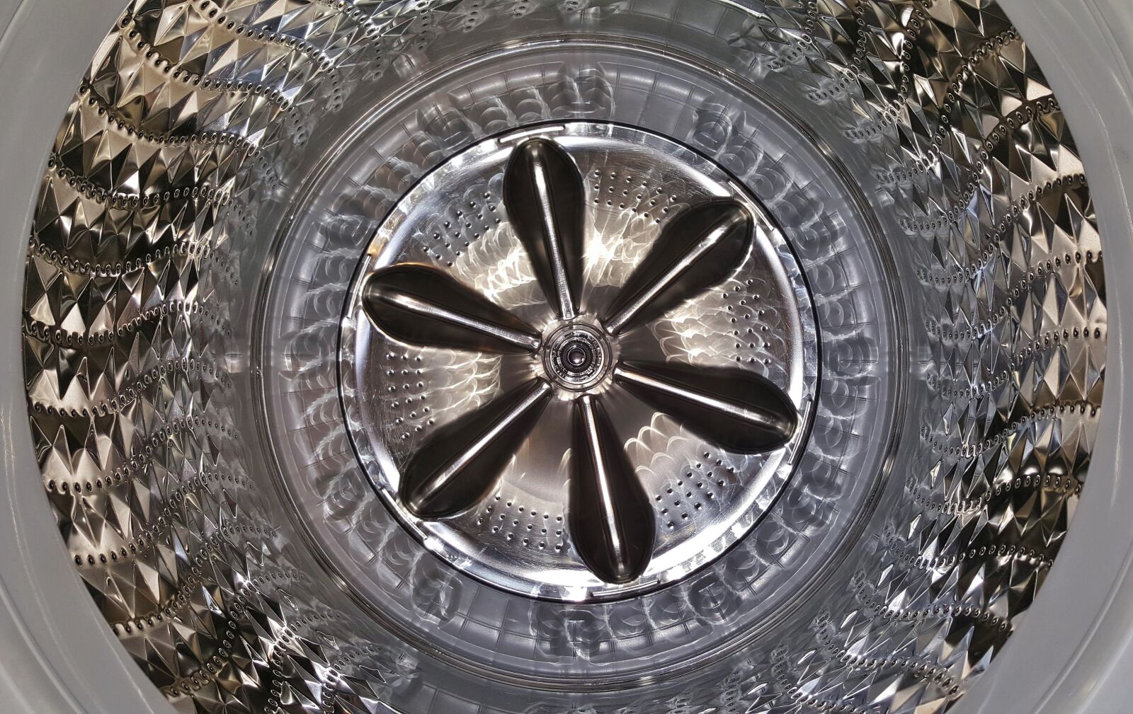 Samsung Galaxy Note5 sample photo. Washing machine, drum, spin photography