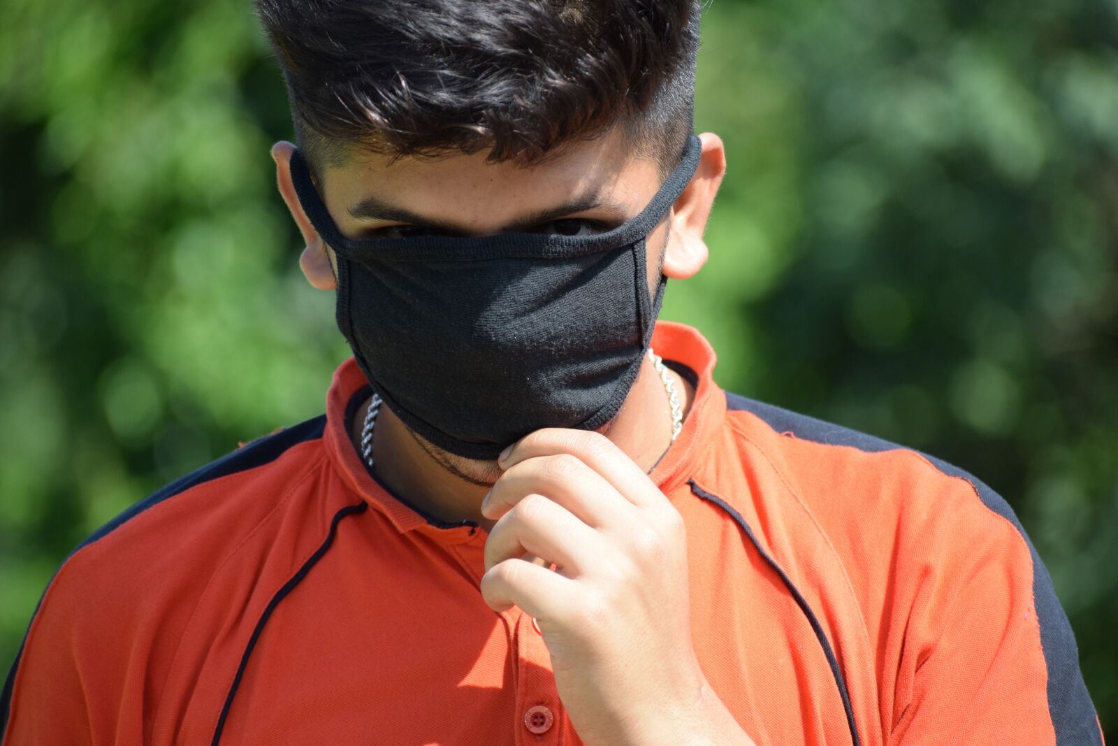 Nikon D3300 sample photo. Mask, coronavirus, corona photography