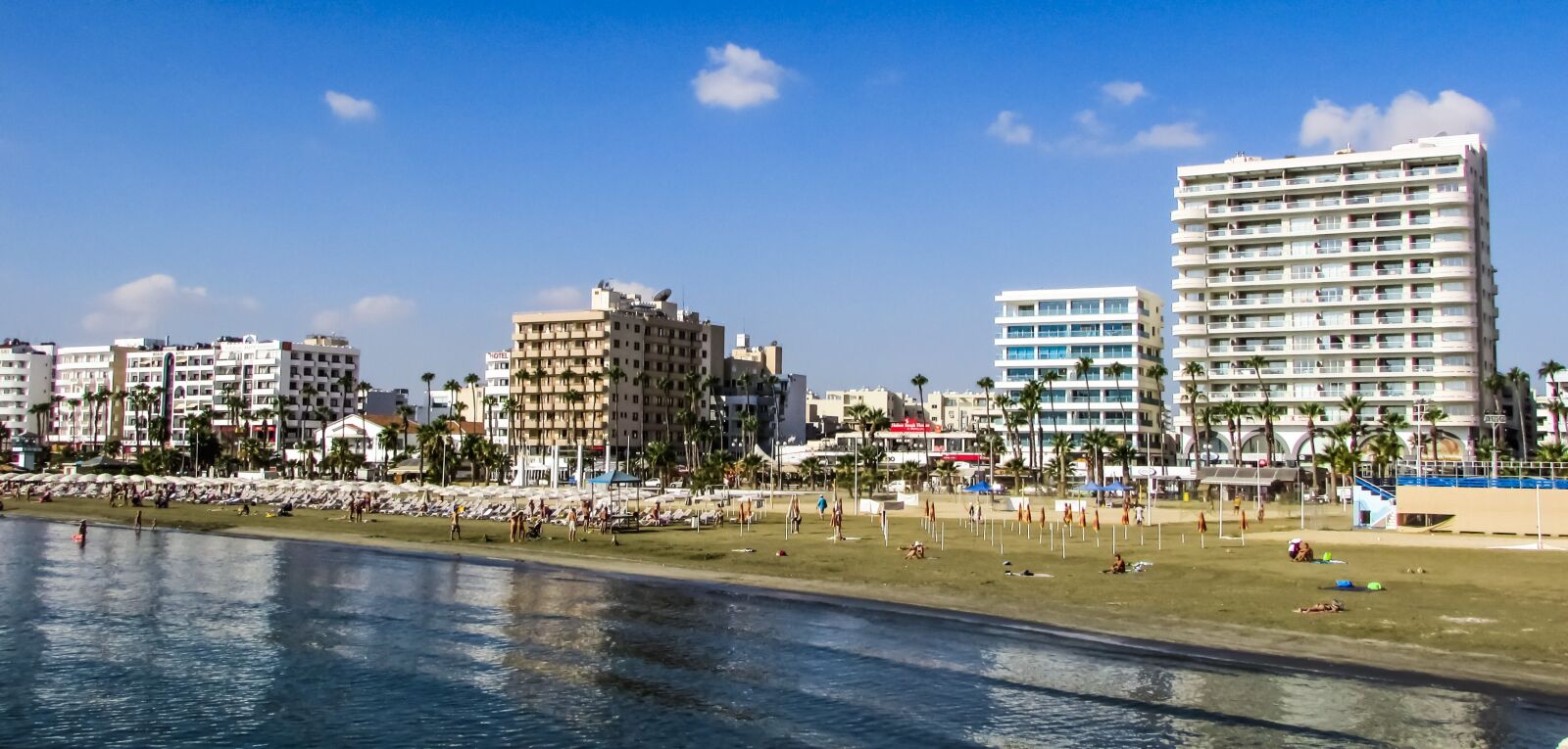 Canon PowerShot SX400 IS sample photo. Cyprus, larnaca, town beach photography