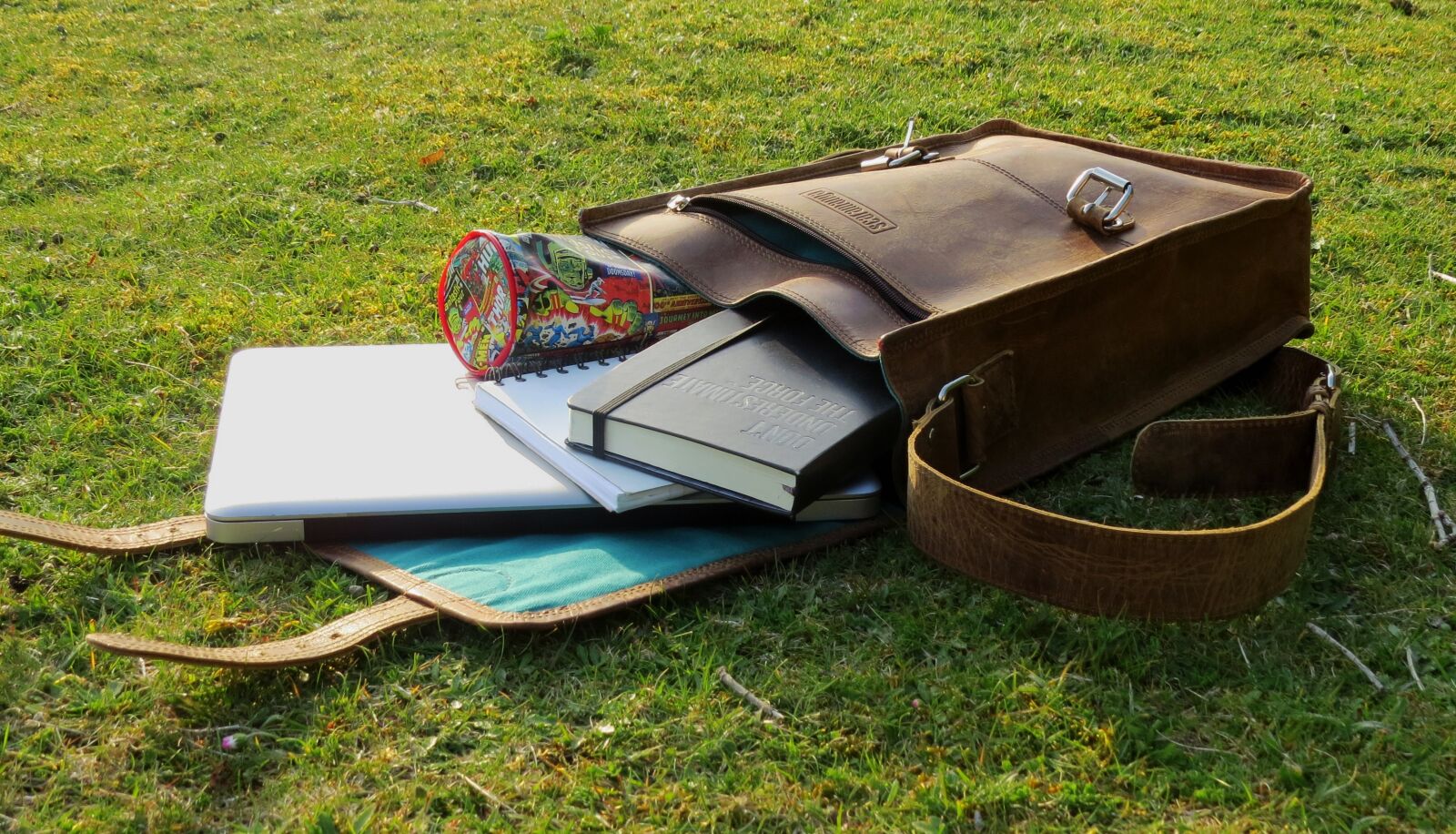 Canon PowerShot SX50 HS sample photo. Stationery, leather bag, satchel photography