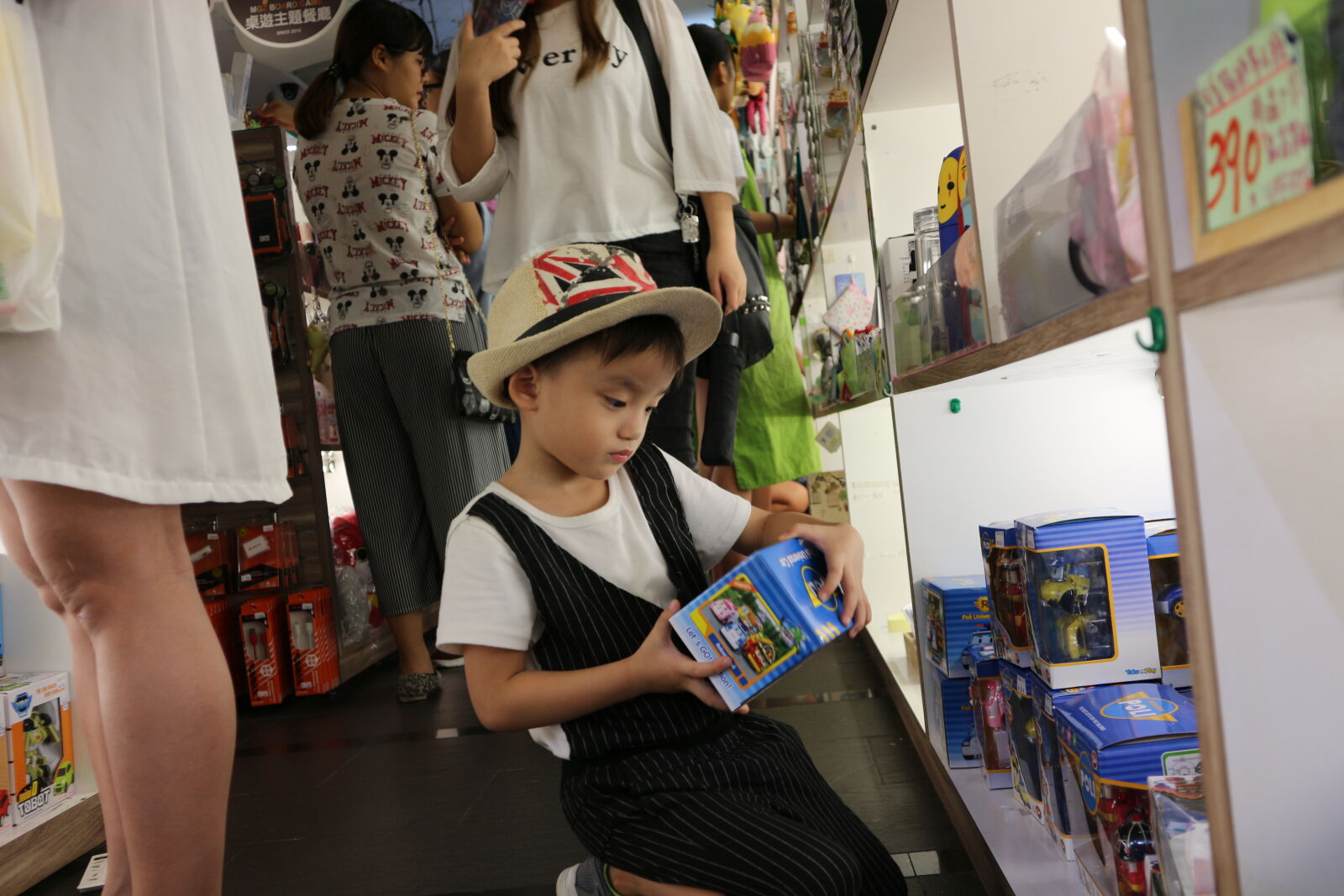 Canon EOS M sample photo