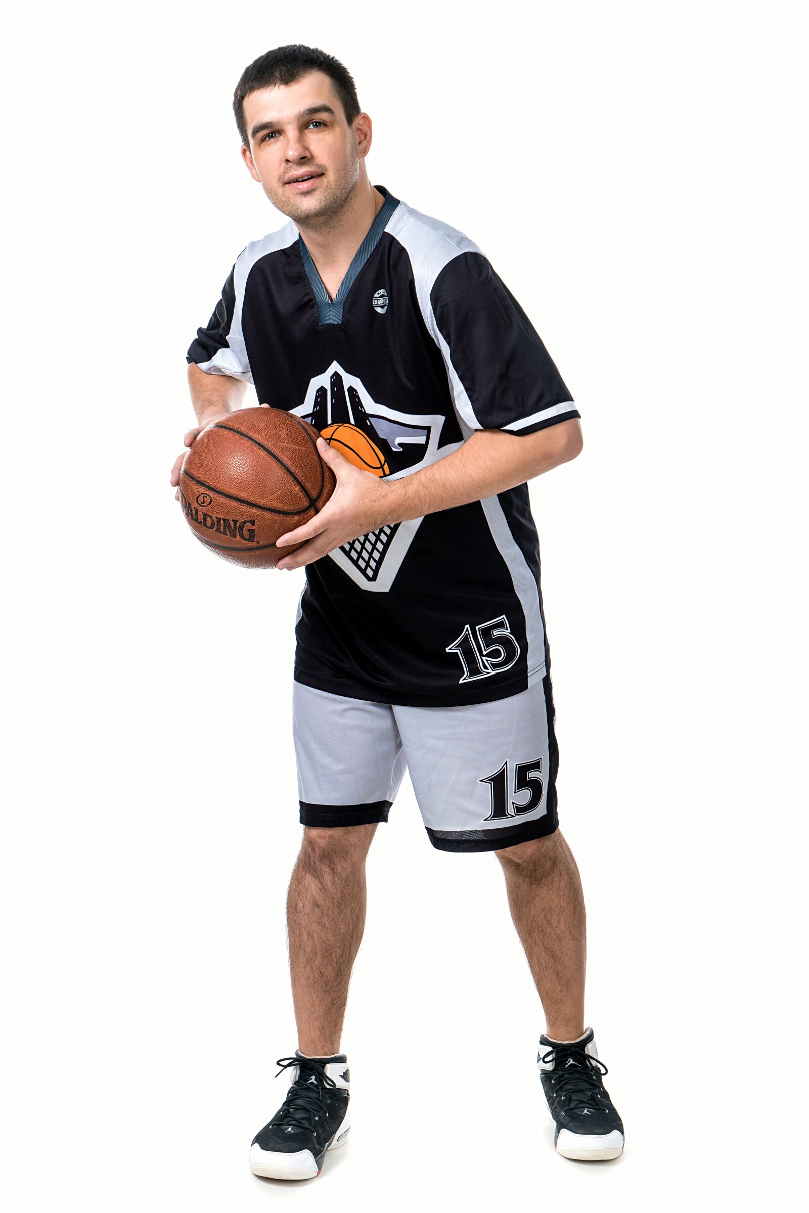 Sony a7R II + Sony Vario Tessar T* FE 24-70mm F4 ZA OSS sample photo. Young, man, sports photography