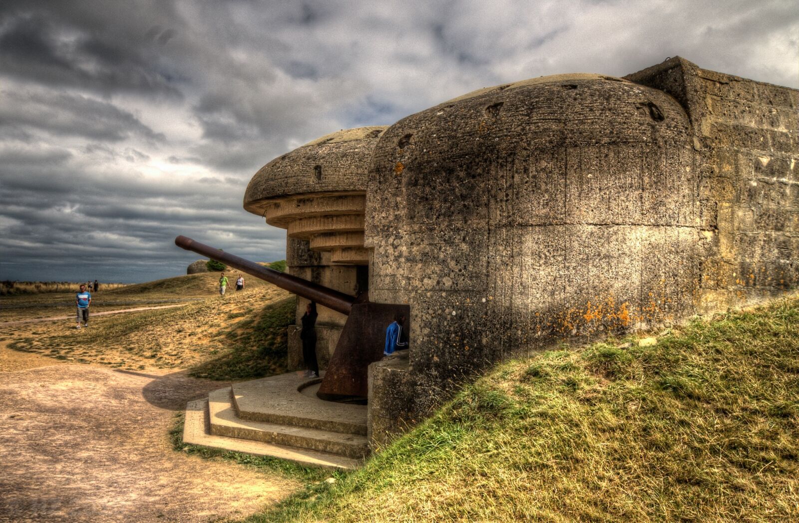 Nikon D70 sample photo. Batterie de longues, d-day photography