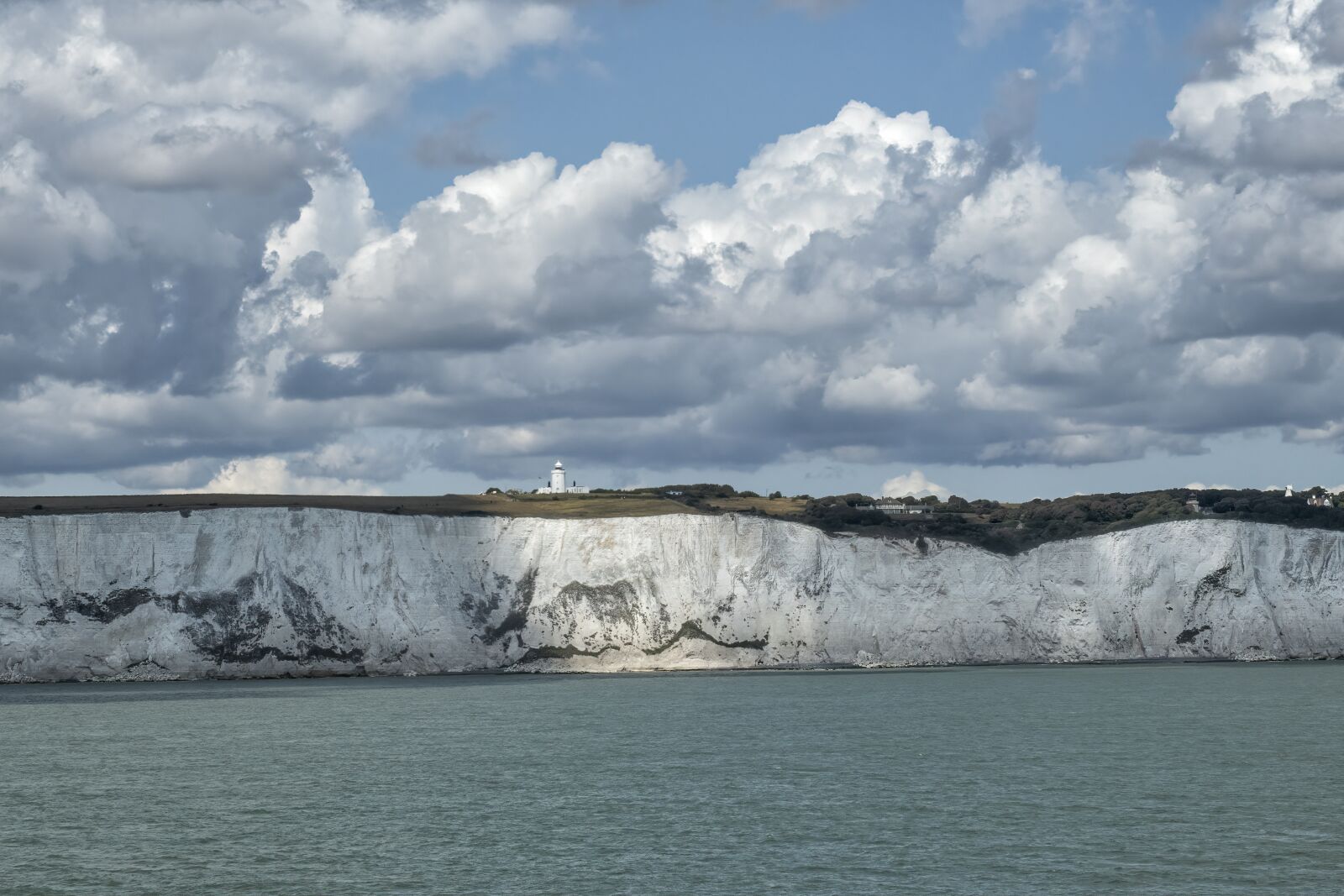 Olympus OM-D E-M5 II + Olympus M.Zuiko Digital ED 12-40mm F2.8 Pro sample photo. White kliff, dover, england photography