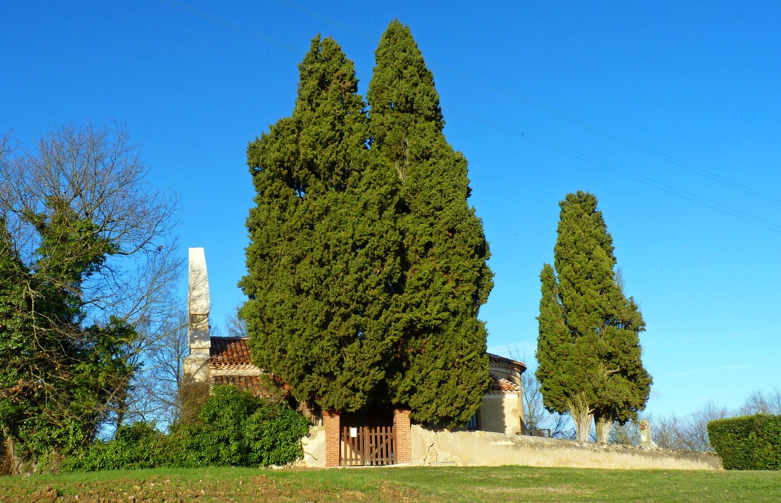 Panasonic Lumix DMC-FZ35 (Lumix DMC-FZ38) sample photo. Chapel, church, religious monuments photography