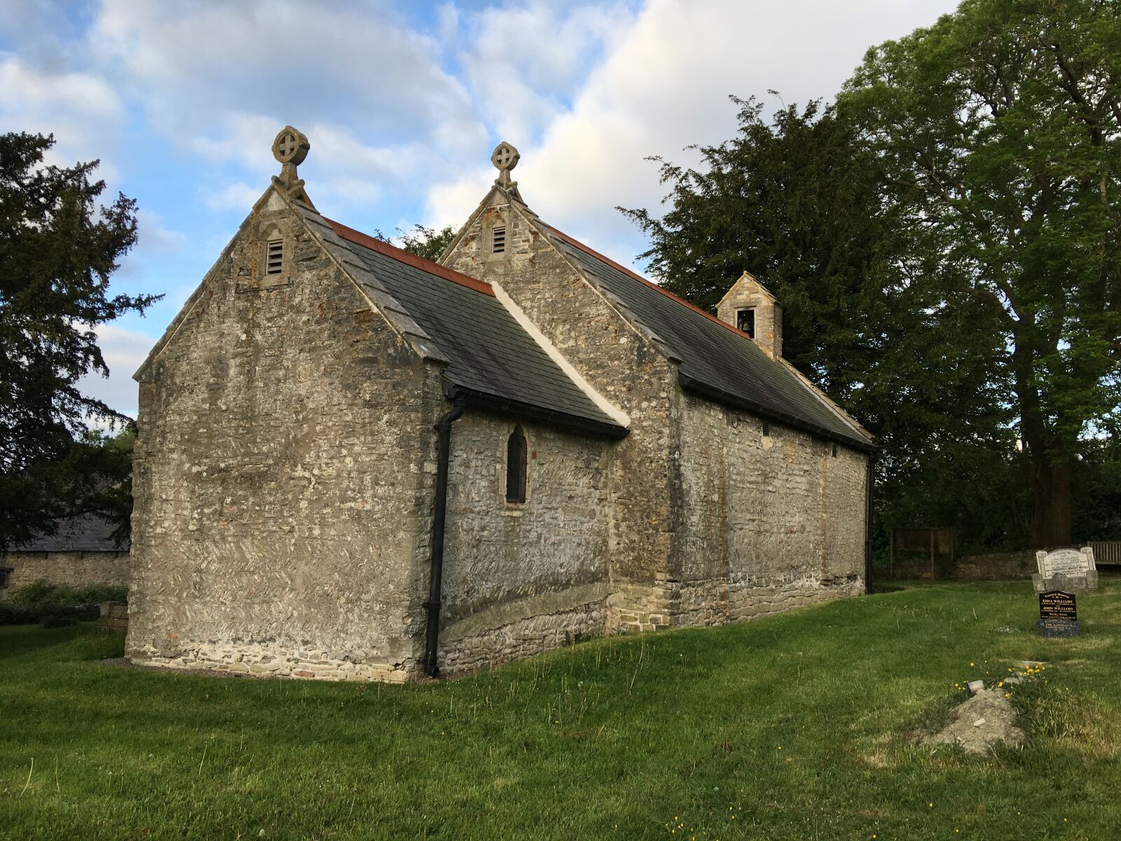 iPhone 6s Plus back camera 4.15mm f/2.2 sample photo. Old cogan, st peters photography
