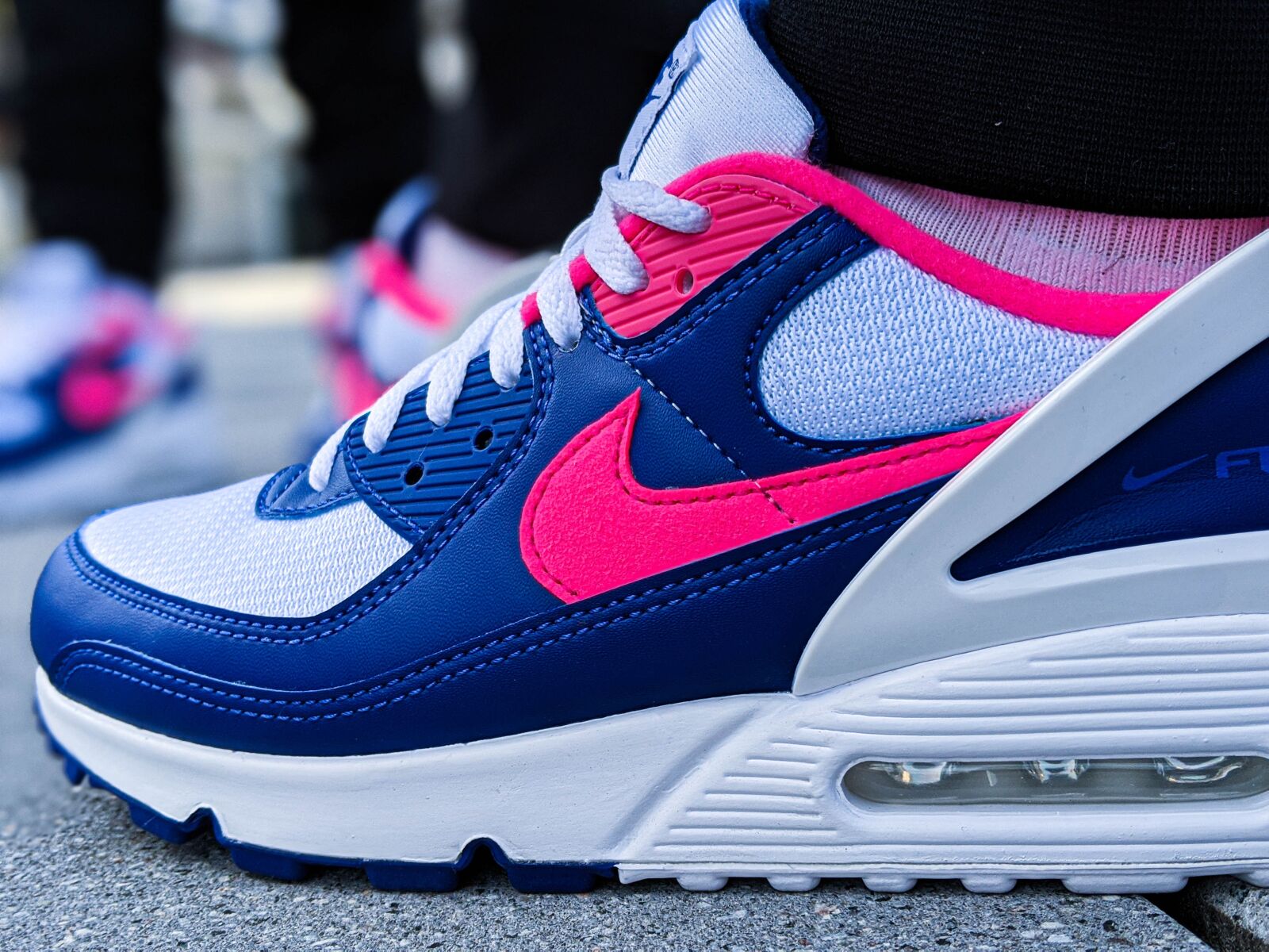 Google Pixel 3 Rear Camera sample photo. Nike, sneakers, shoes photography