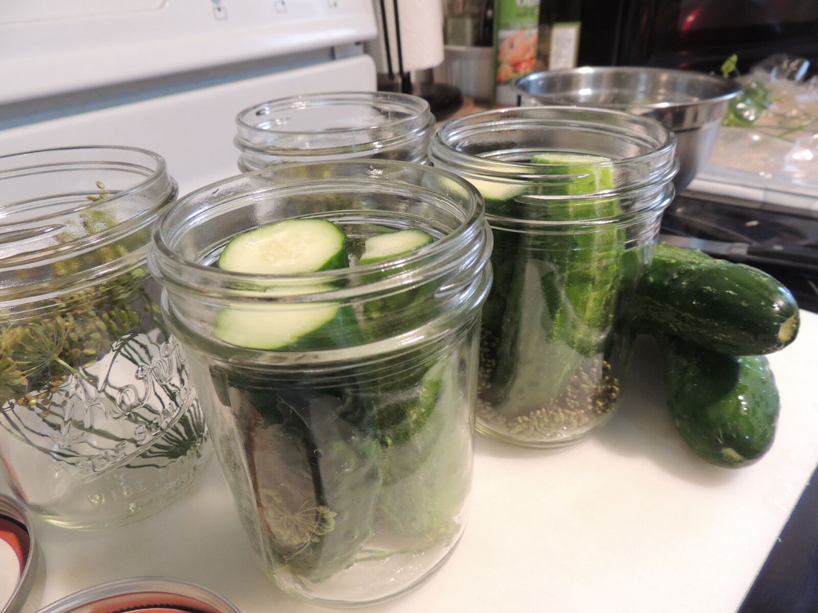 Nikon Coolpix P510 sample photo. Canning, jars, cucumbers, dill photography