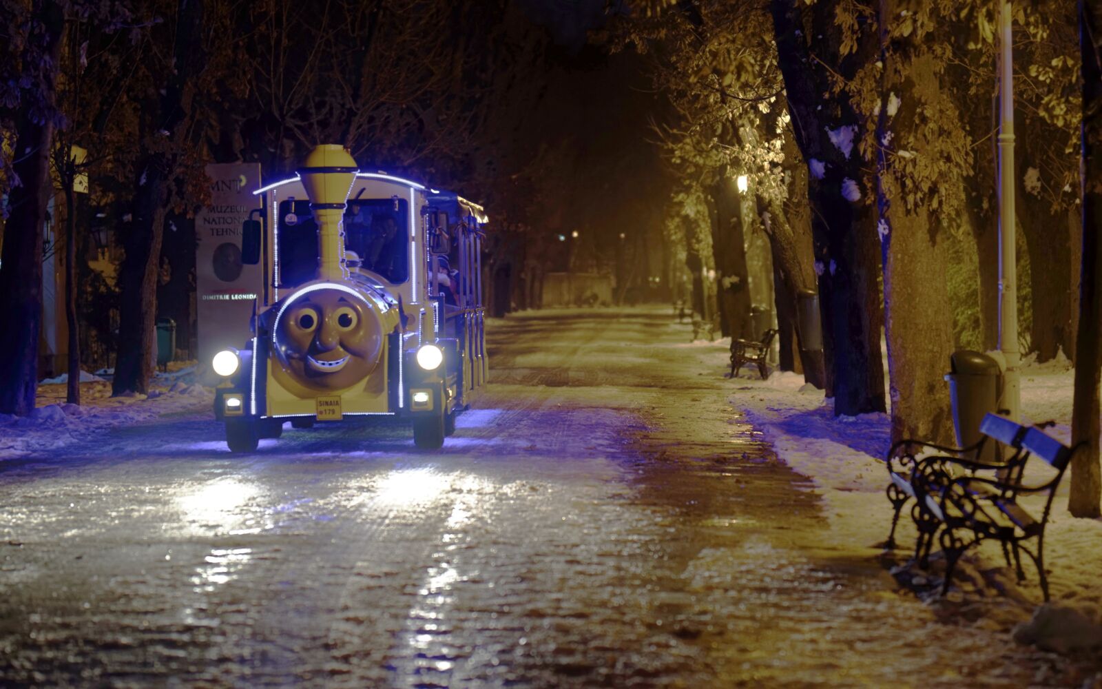 Nikon D5300 sample photo. Vehicle, train, leisure photography