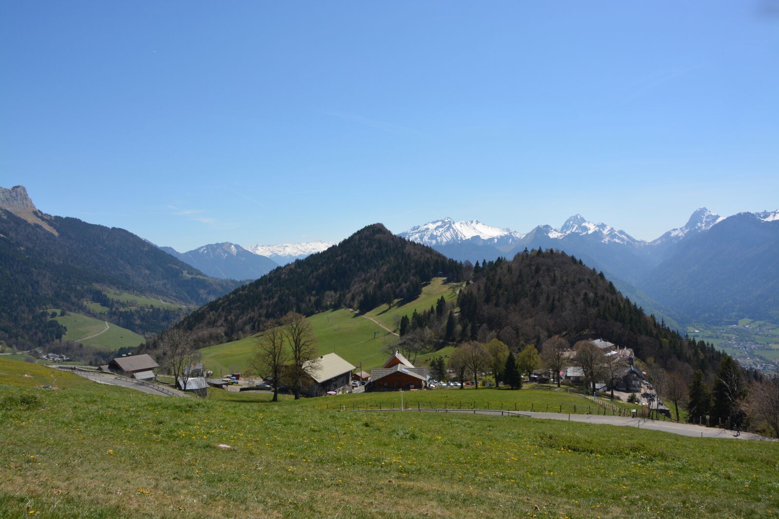 Nikon D5200 sample photo. Mountain, village, hautes alpes photography