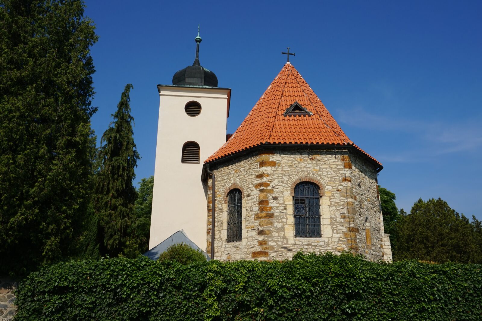 Sony Alpha a5000 (ILCE 5000) sample photo. Church, czechia, cultural tradition photography