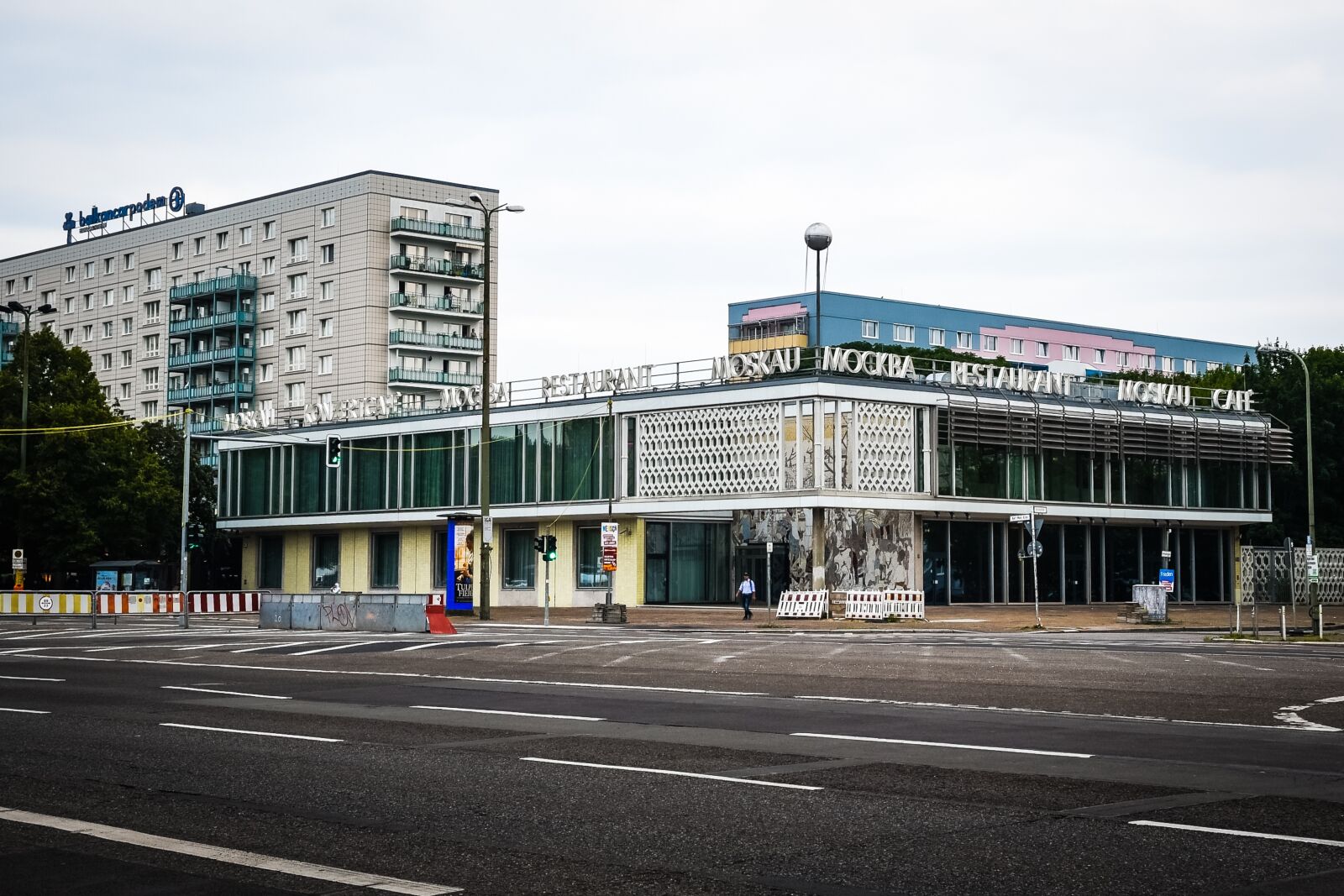 Nikon D750 sample photo. Berlin, modern architecture, 60s photography