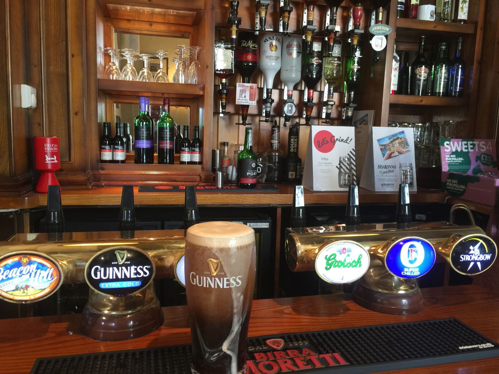 iPhone 6 Plus back camera 4.15mm f/2.2 sample photo. Beer, bar, england photography