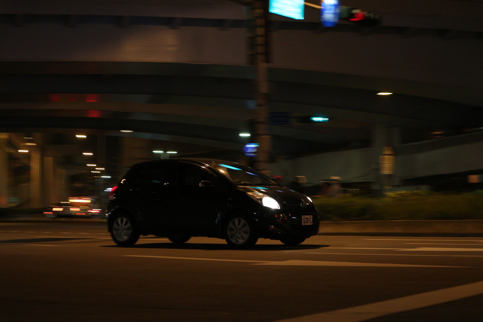 Canon EOS M sample photo