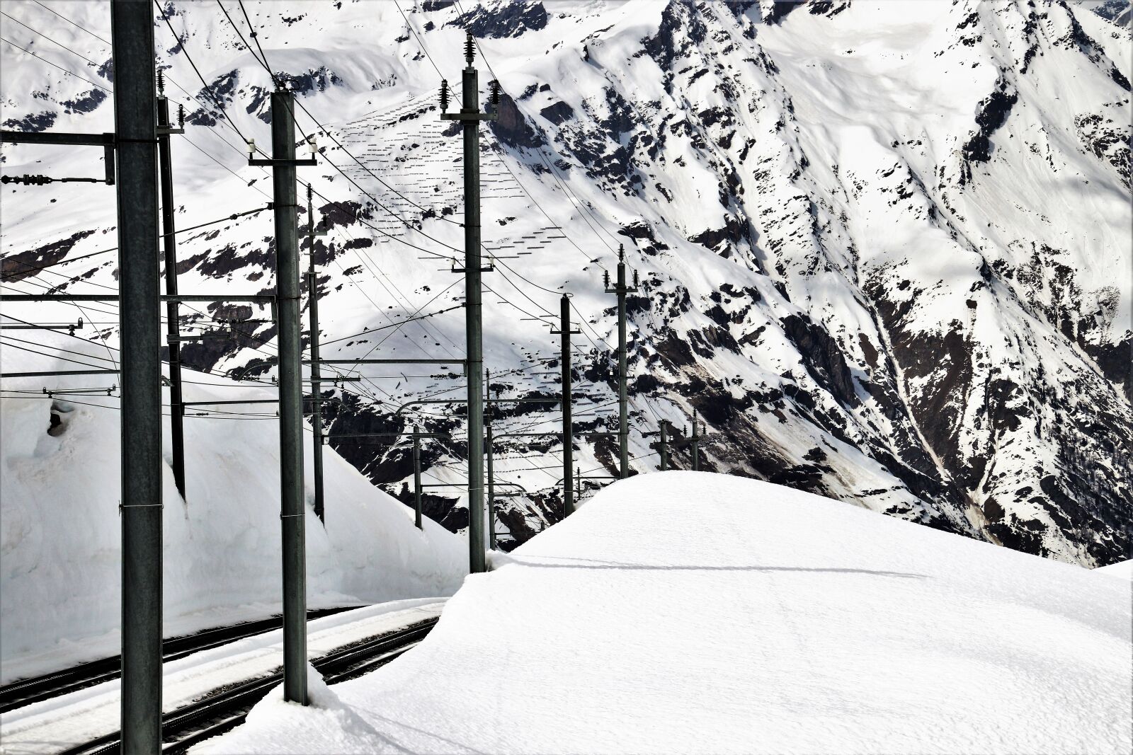Canon EOS 80D sample photo. Railway, rails, alpine photography
