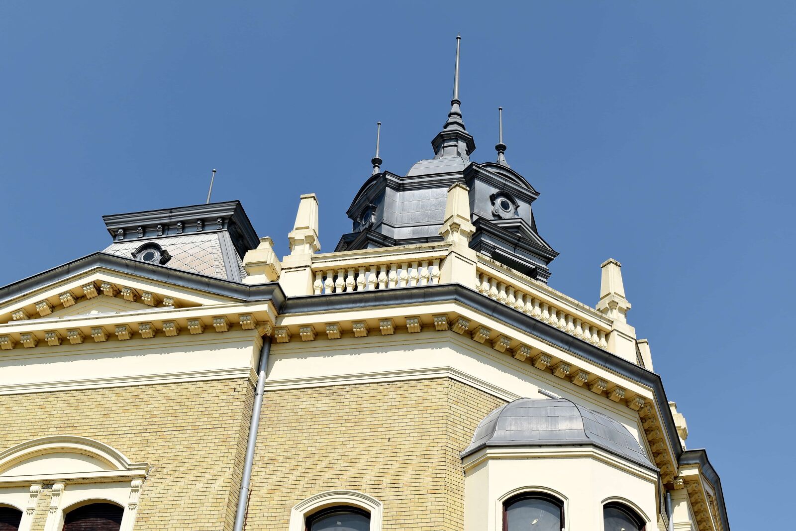 Nikon D5500 sample photo. Baroque, architecture, building, palace photography