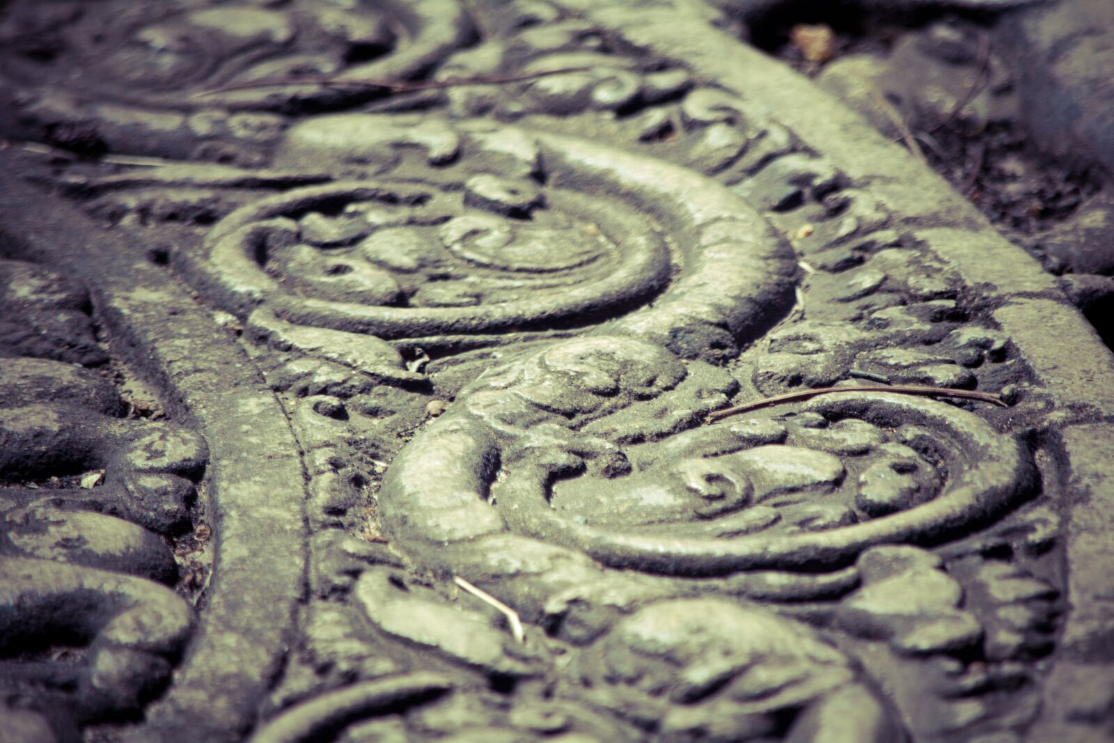 Nikon D5200 sample photo. Heritage, craving, stone photography