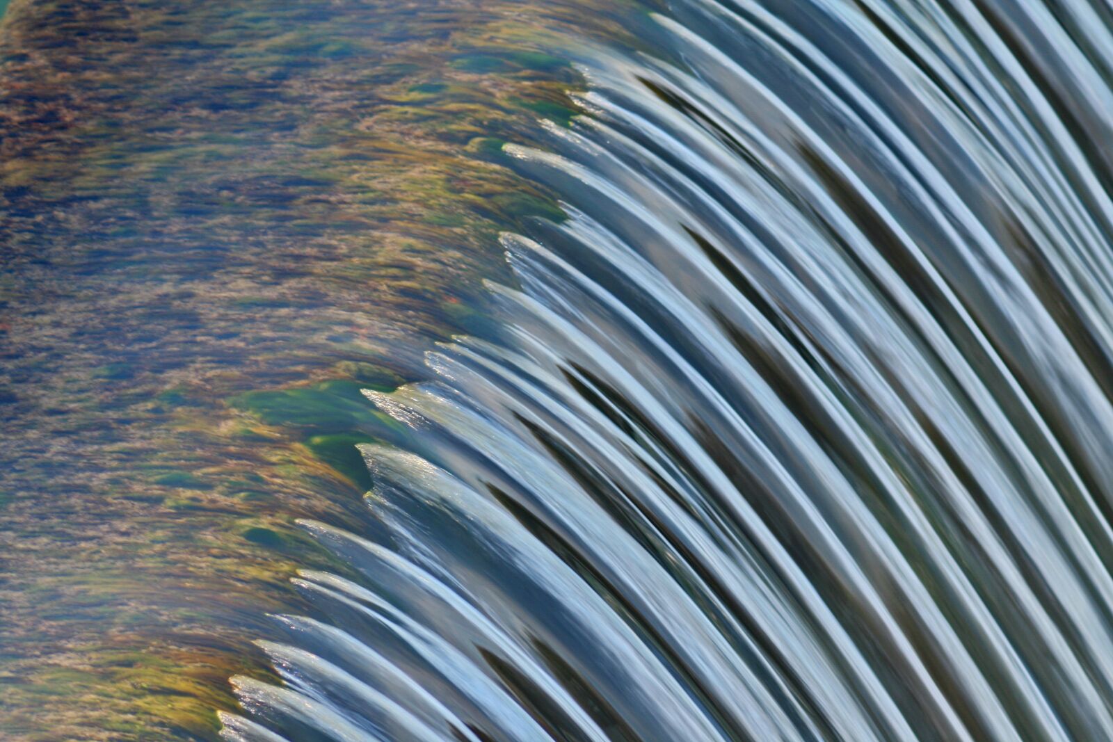 Canon EOS 400D (EOS Digital Rebel XTi / EOS Kiss Digital X) sample photo. Waterfall, dam, barrage photography
