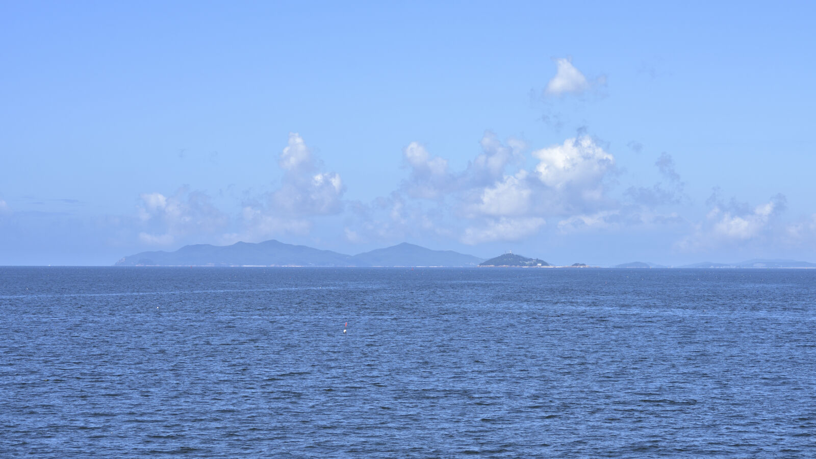 Nikon D750 + Nikon AF Nikkor 85mm F1.8D sample photo. West sea in front photography