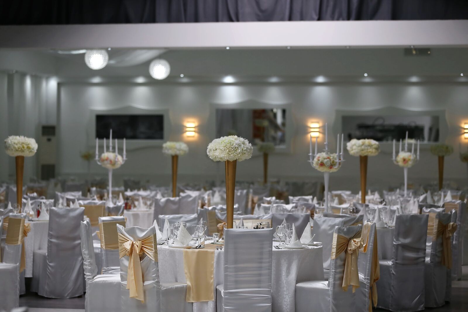 Canon EOS 6D sample photo. Wedding venue, interior decoration photography