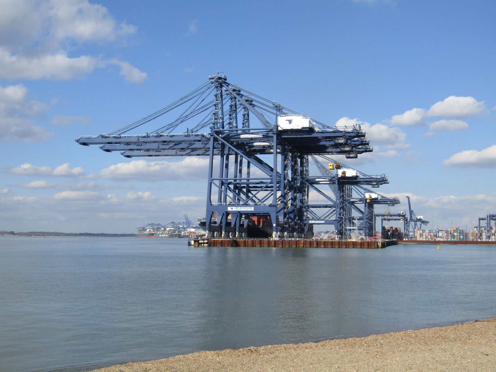 Canon PowerShot SX410 IS sample photo. Cranes, port, docks photography