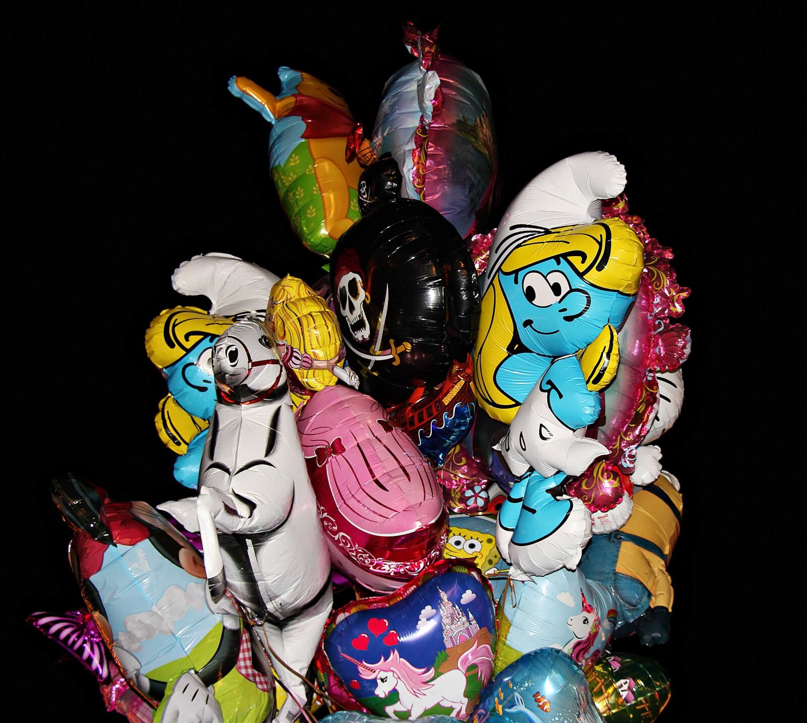 Canon EOS 550D (EOS Rebel T2i / EOS Kiss X4) sample photo. Toy, balloon, colorful, art photography