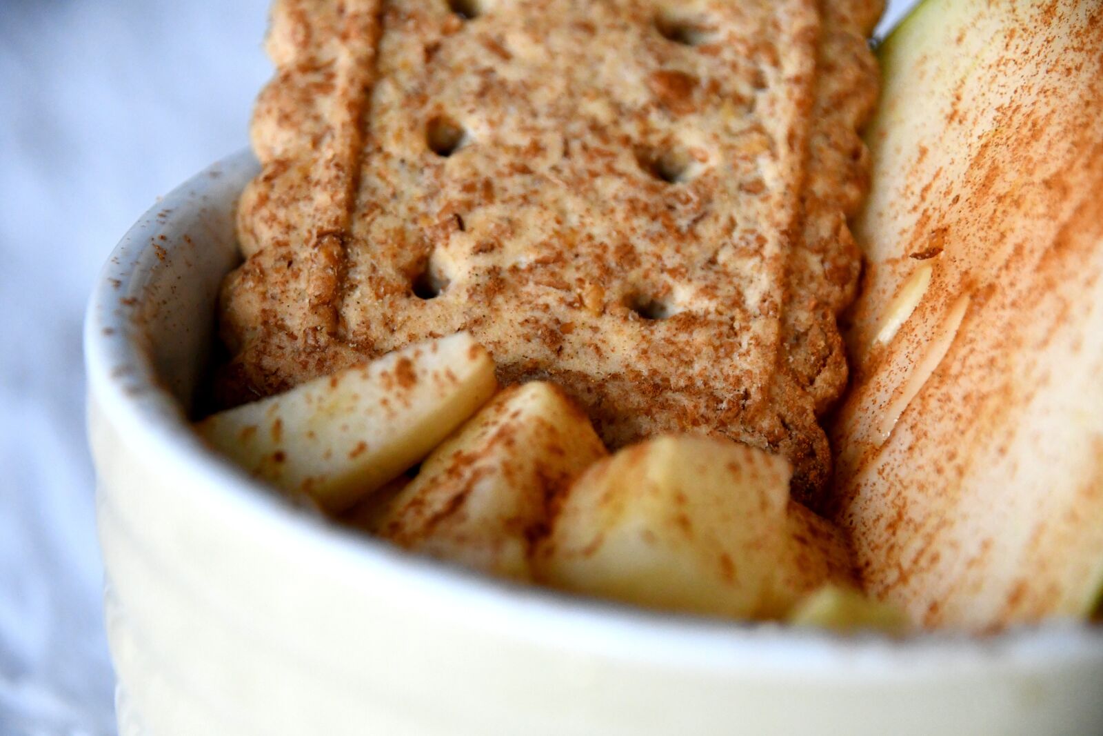 Nikon D7500 sample photo. Pear, cinnamon, the cake photography